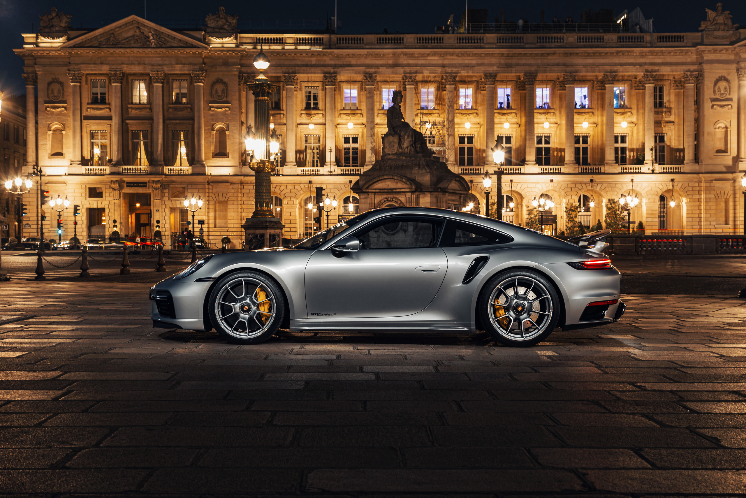 Porsche 911 Turbo S. Photographer in Paris — Vitalii Motruk
