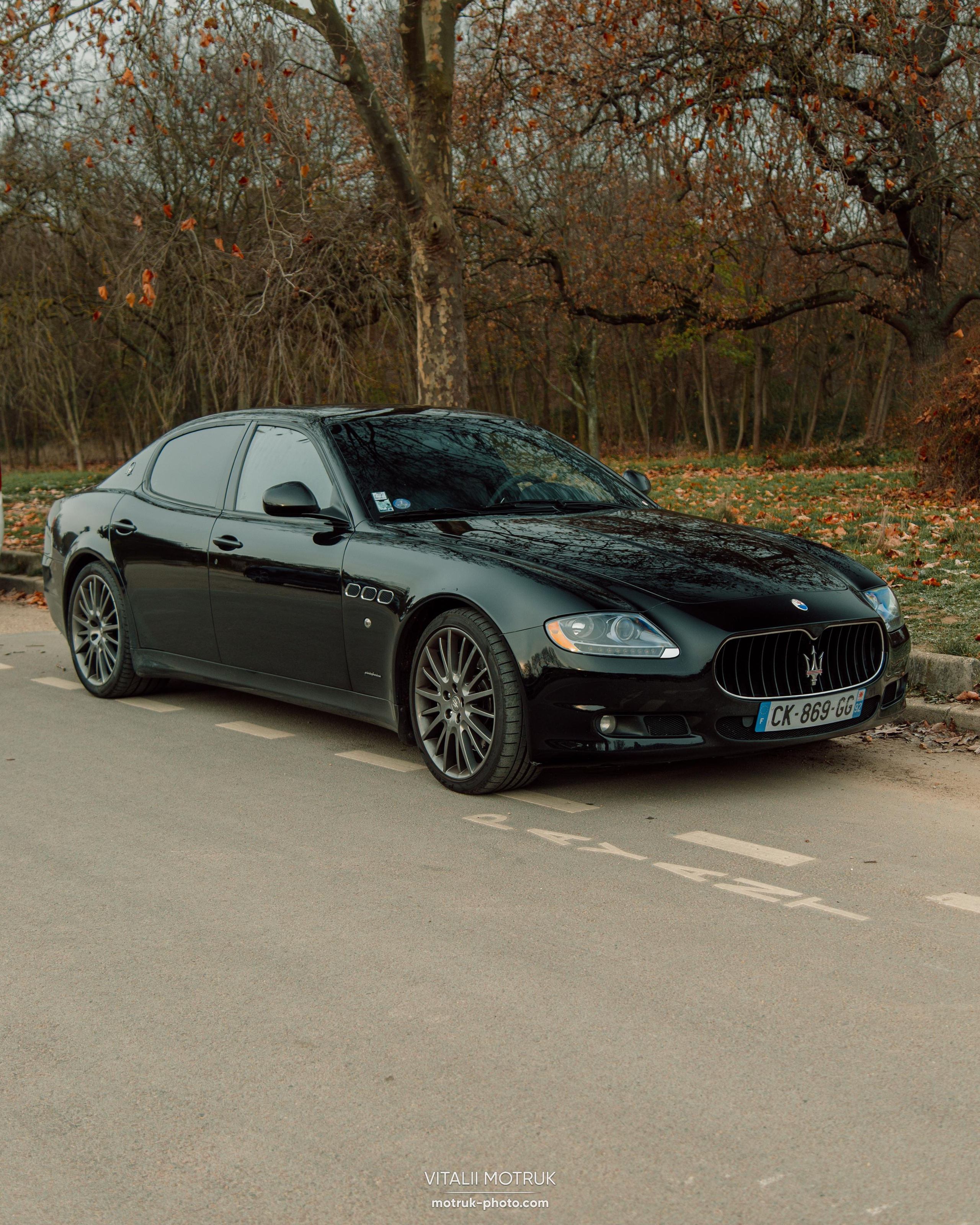 Rassemblement a l’Auteuil. Photographer in Paris — Vitalii Motruk
