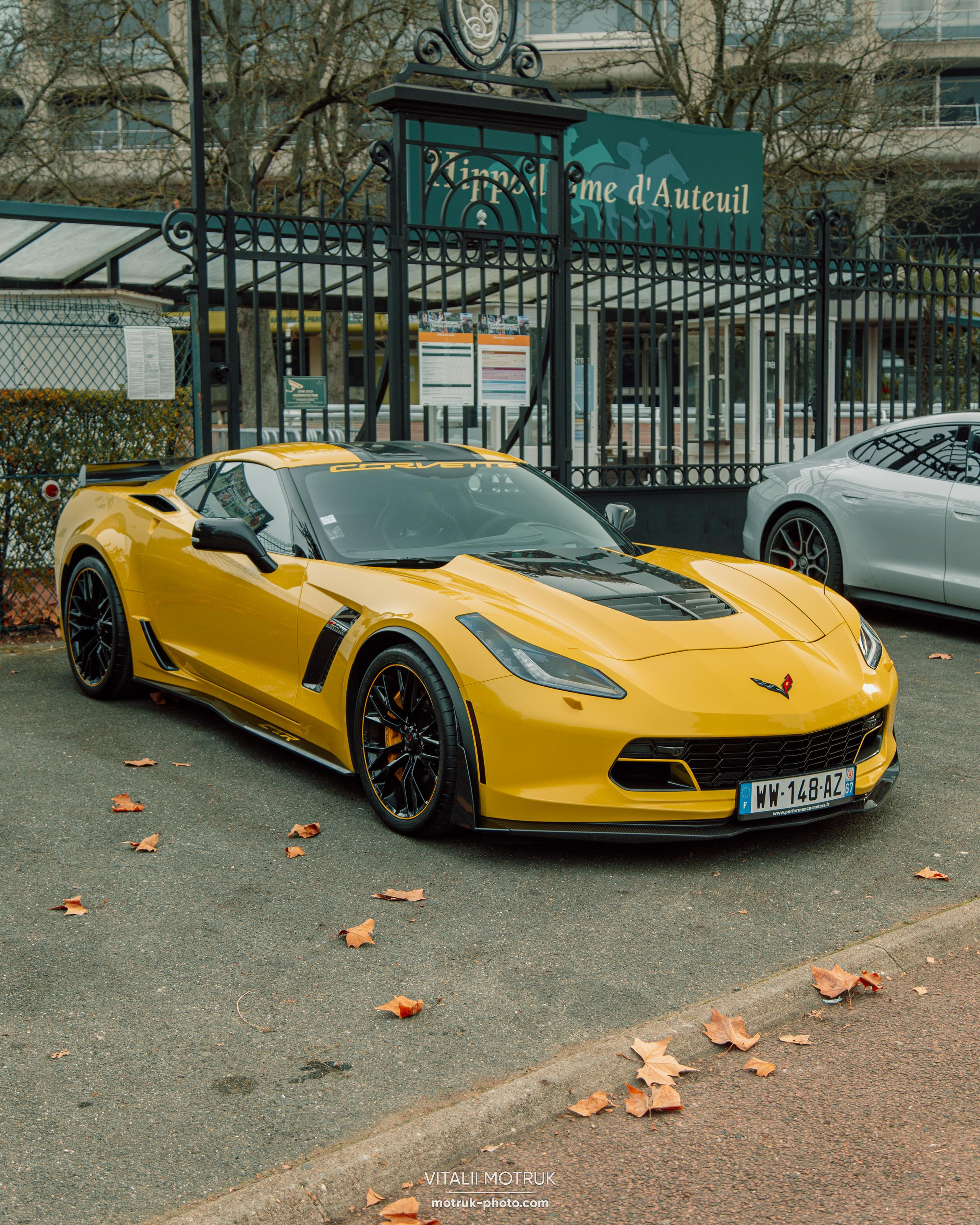 Rassemblement a l’Auteuil. Photographer in Paris — Vitalii Motruk