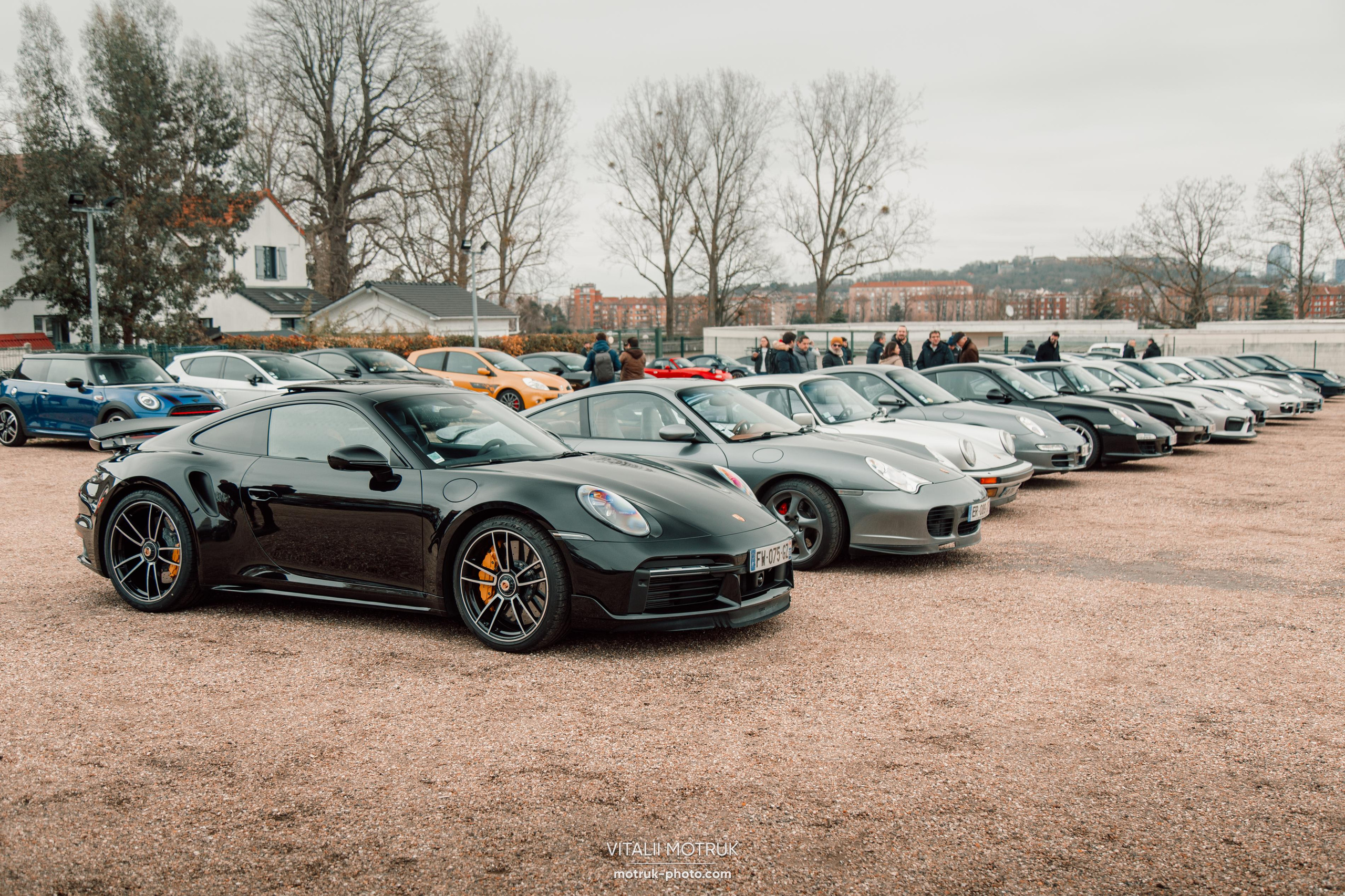 Cars and Coffee 12.02. Photographer in Paris — Vitalii Motruk