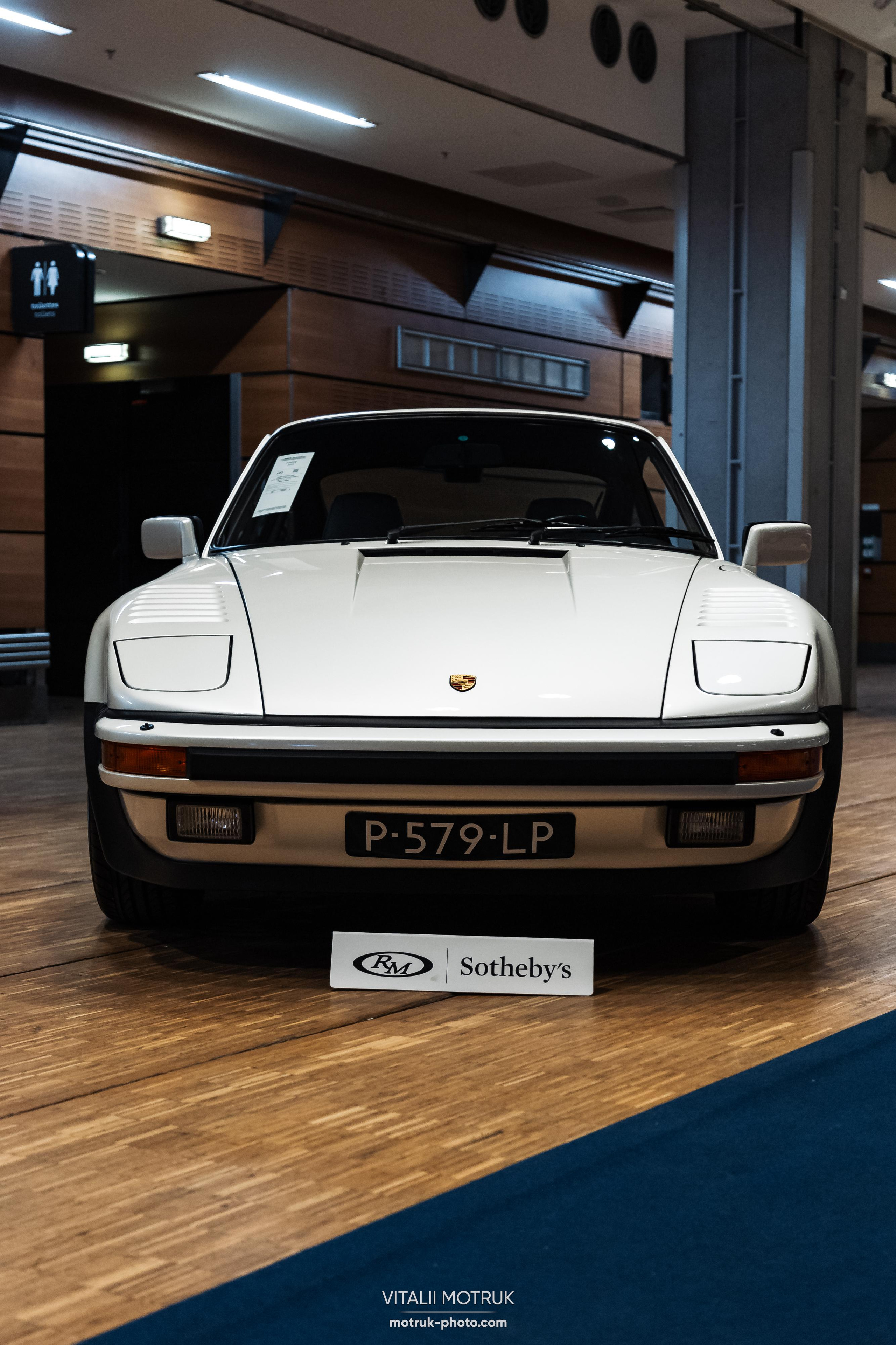 RM Sotheby’s car auction. Photographer in Paris — Vitalii Motruk