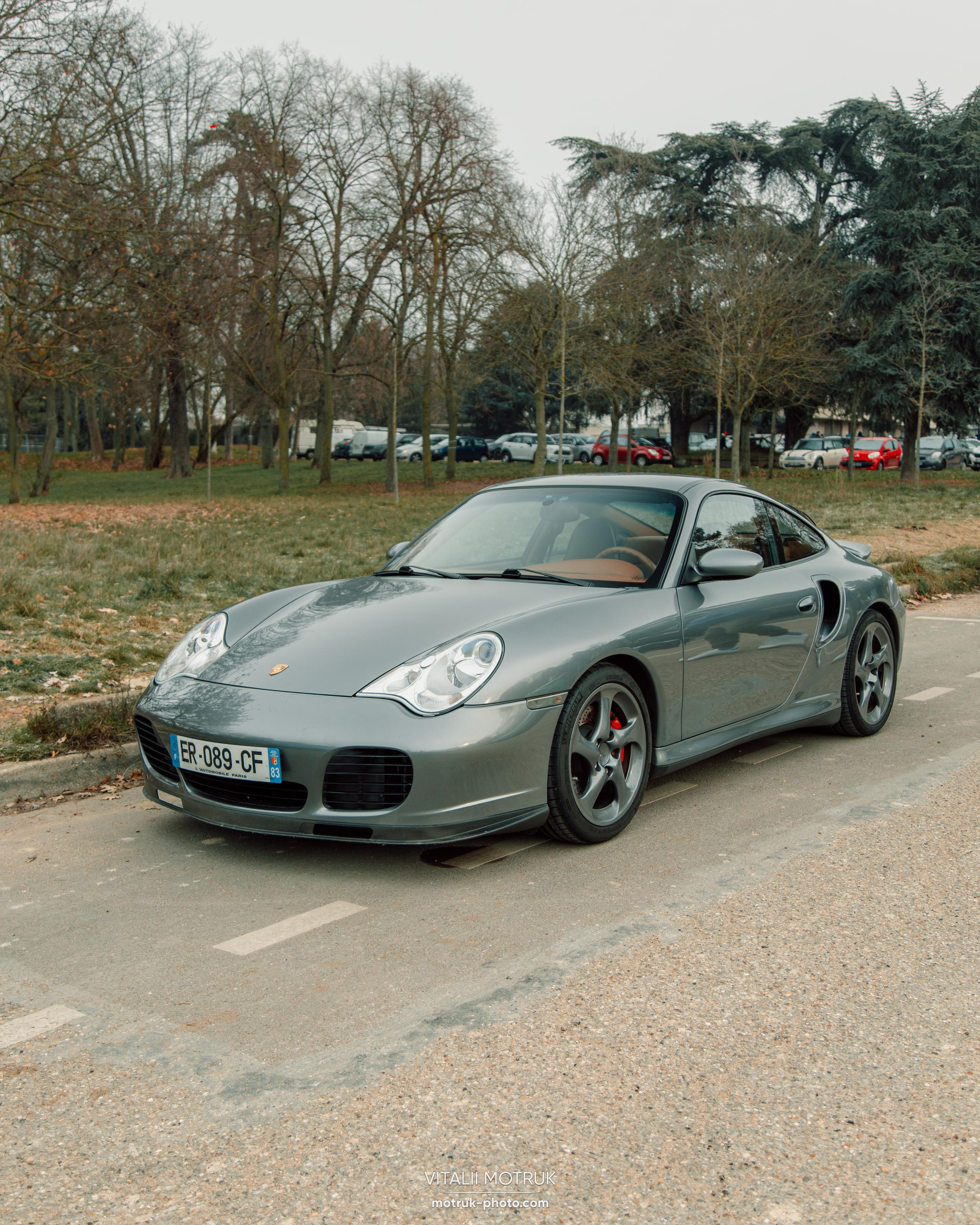 Rassemblement a l’Auteuil. Photographer in Paris — Vitalii Motruk