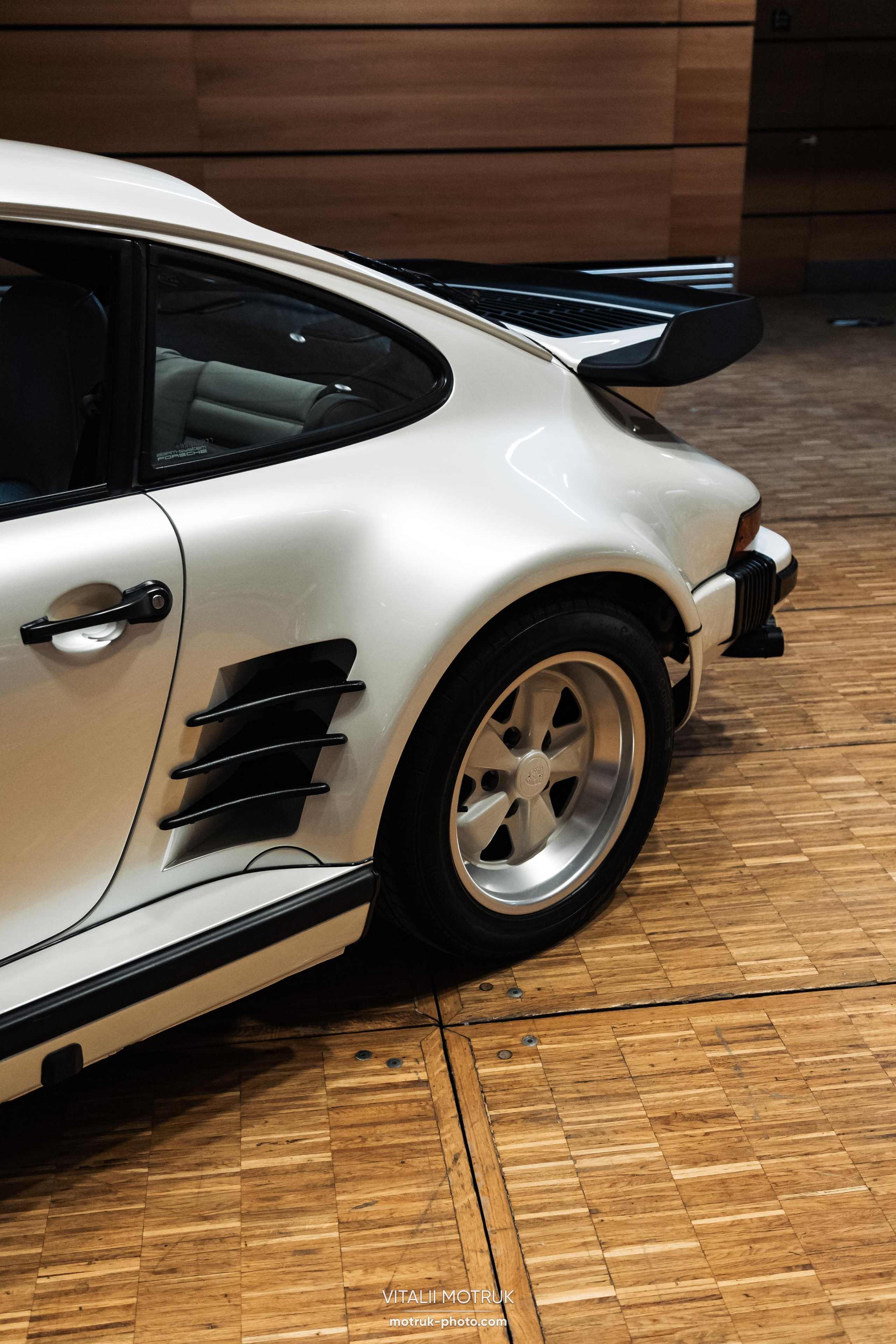 RM Sotheby’s car auction. Photographer in Paris — Vitalii Motruk