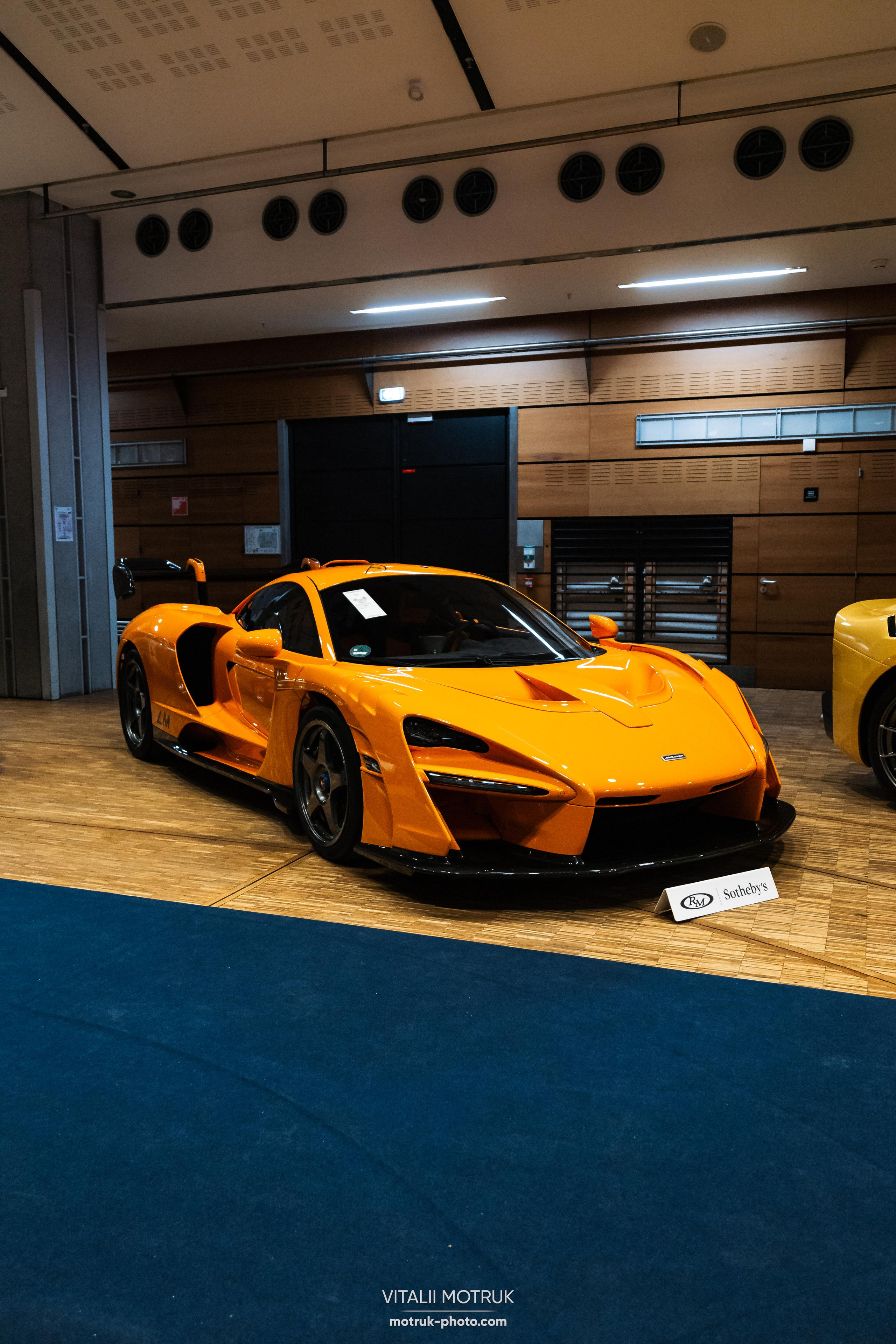 RM Sotheby’s car auction. Photographer in Paris — Vitalii Motruk