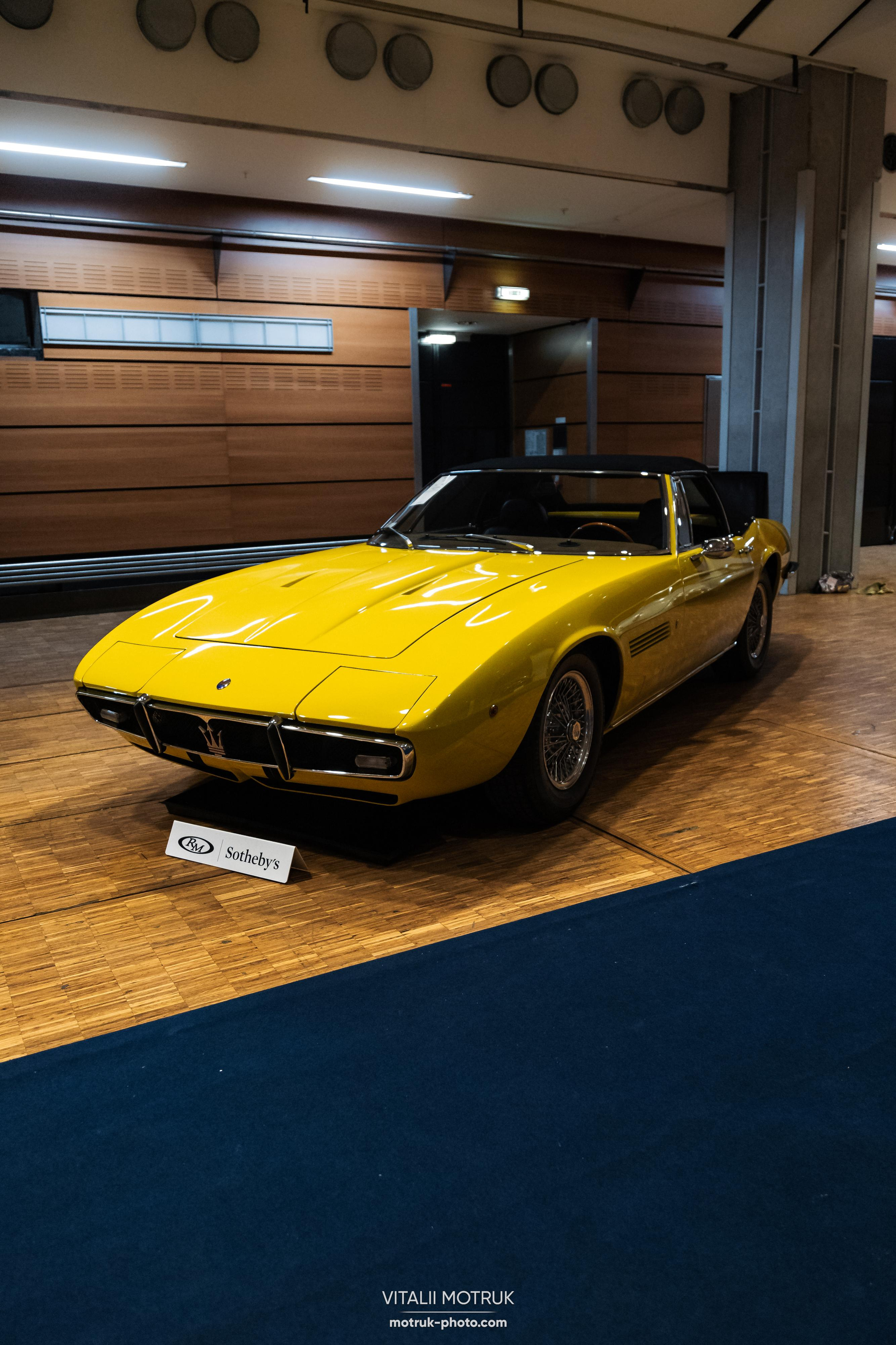 RM Sotheby’s car auction. Photographer in Paris — Vitalii Motruk