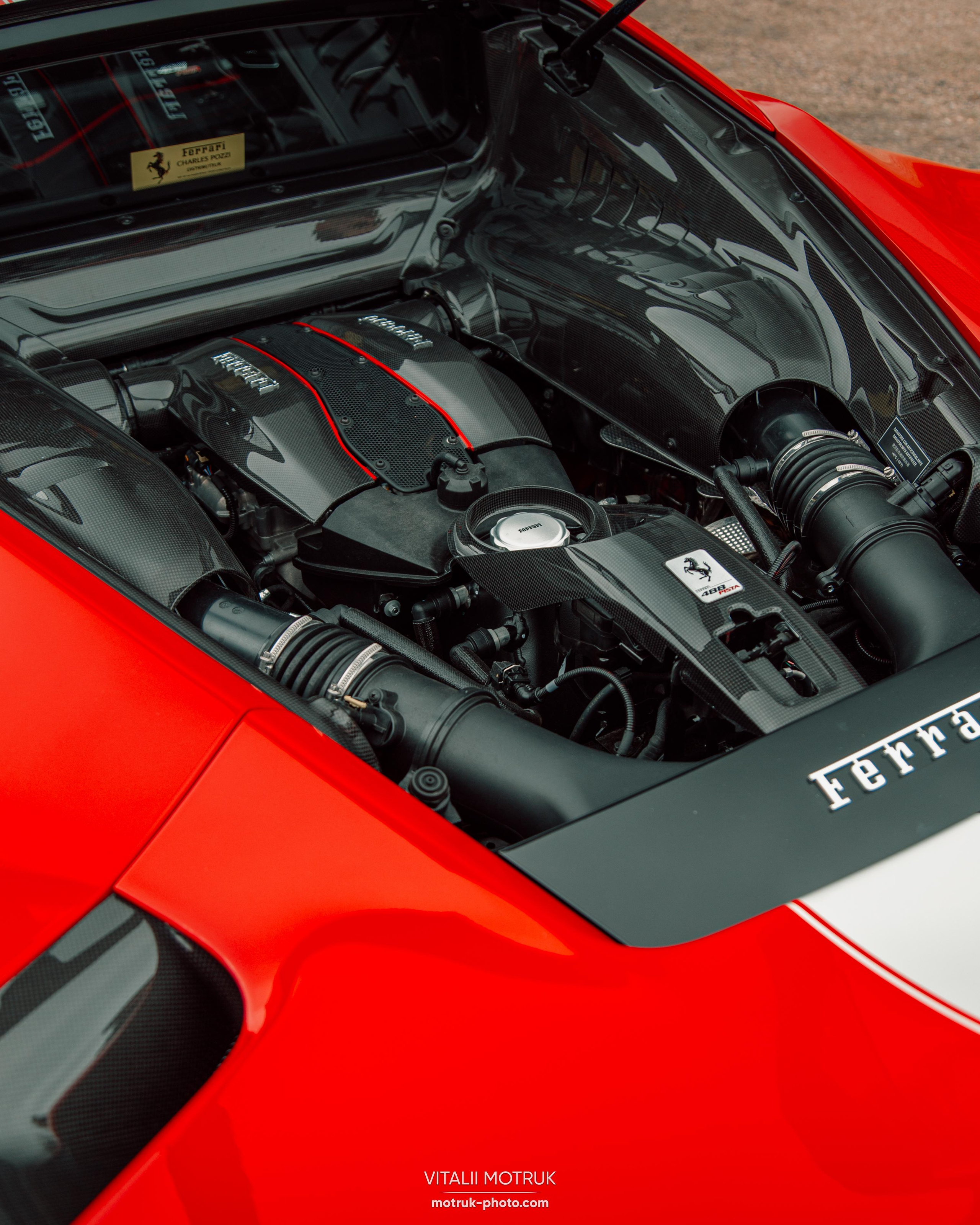 Cars and Coffee 12.02. Photographer in Paris — Vitalii Motruk