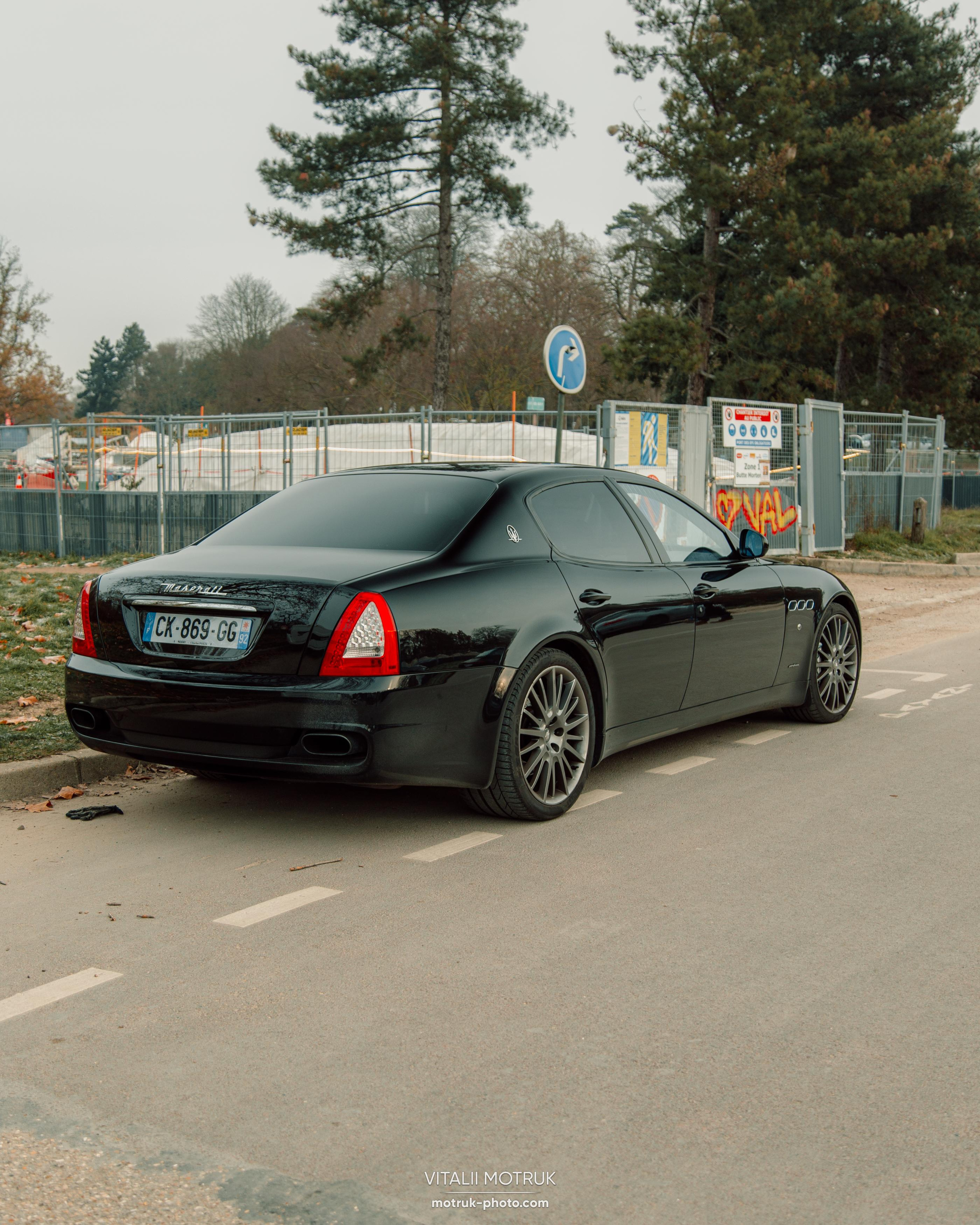 Rassemblement a l’Auteuil. Photographer in Paris — Vitalii Motruk