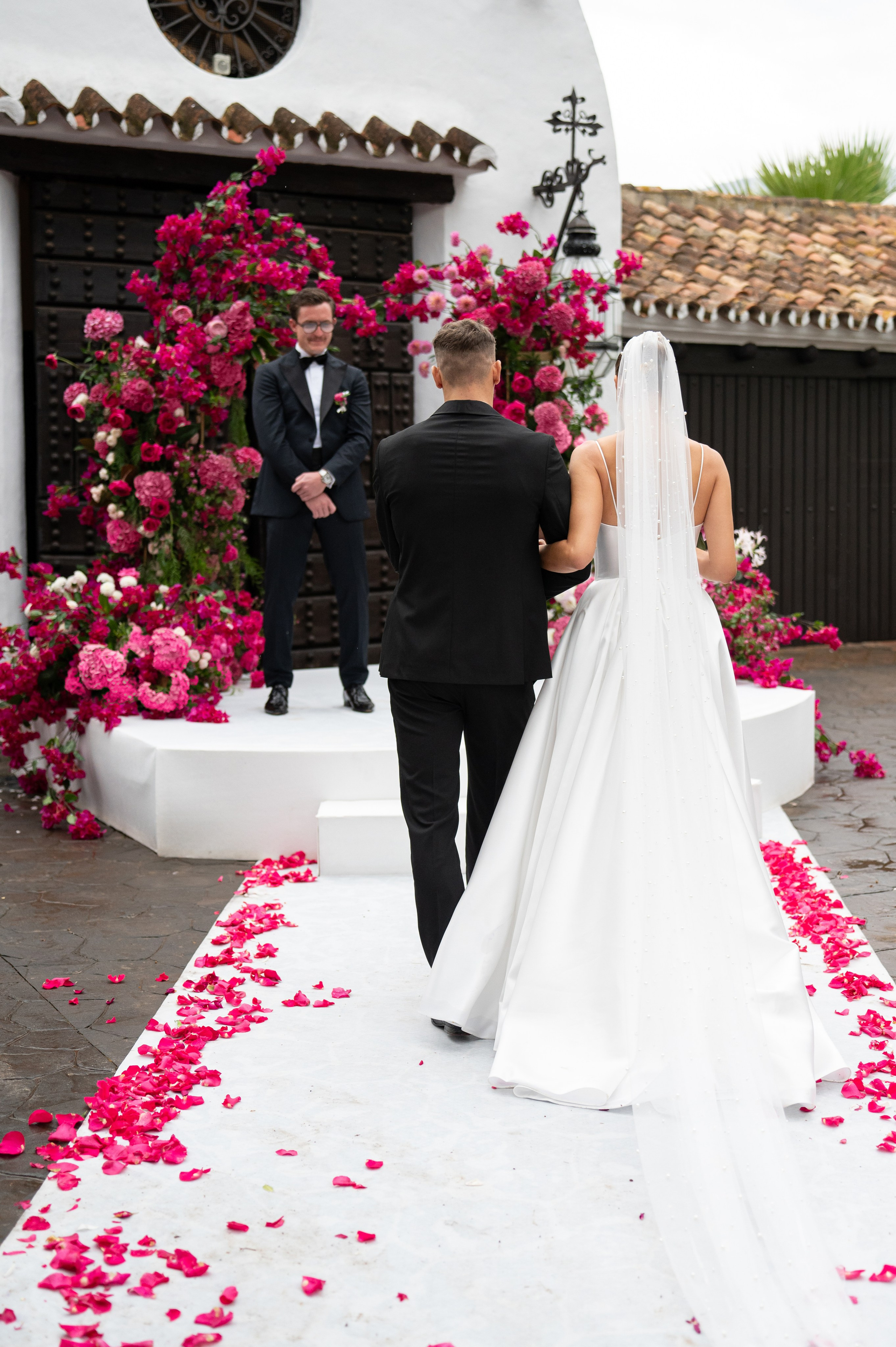 Nico & Mira. Wedding photographer in Spain