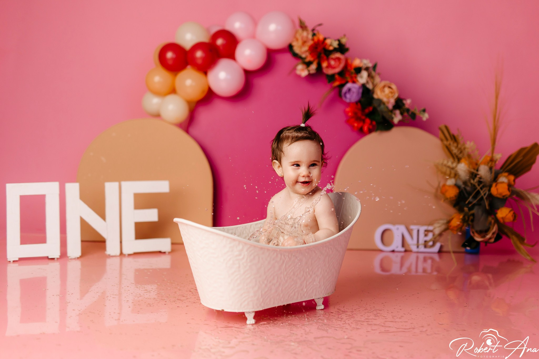 SMASH CAKE. Robert Blaj - Fotograf Nuntă Iași