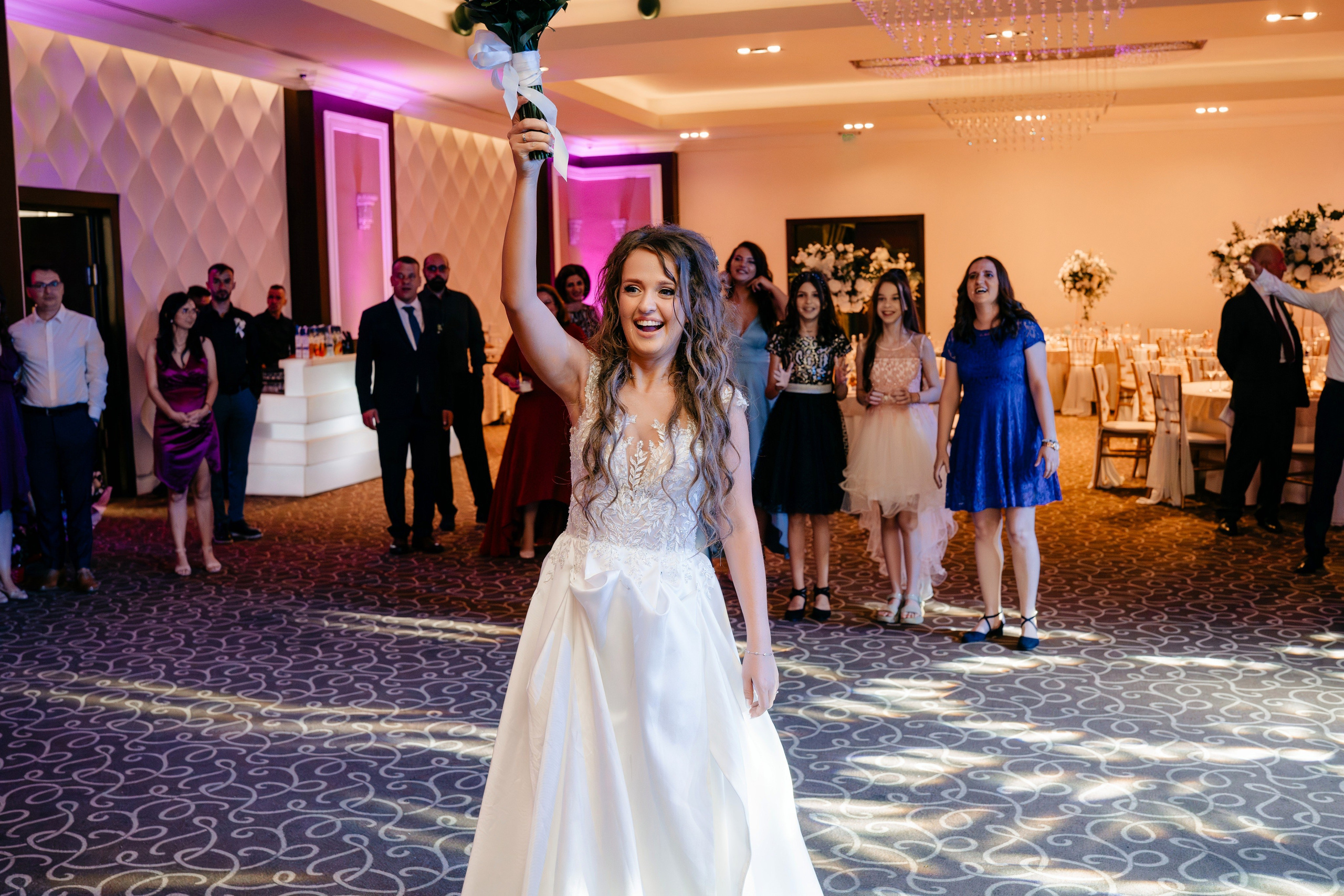 Diana & Daniel. Raw Studio. Fotograful tau de nunta!