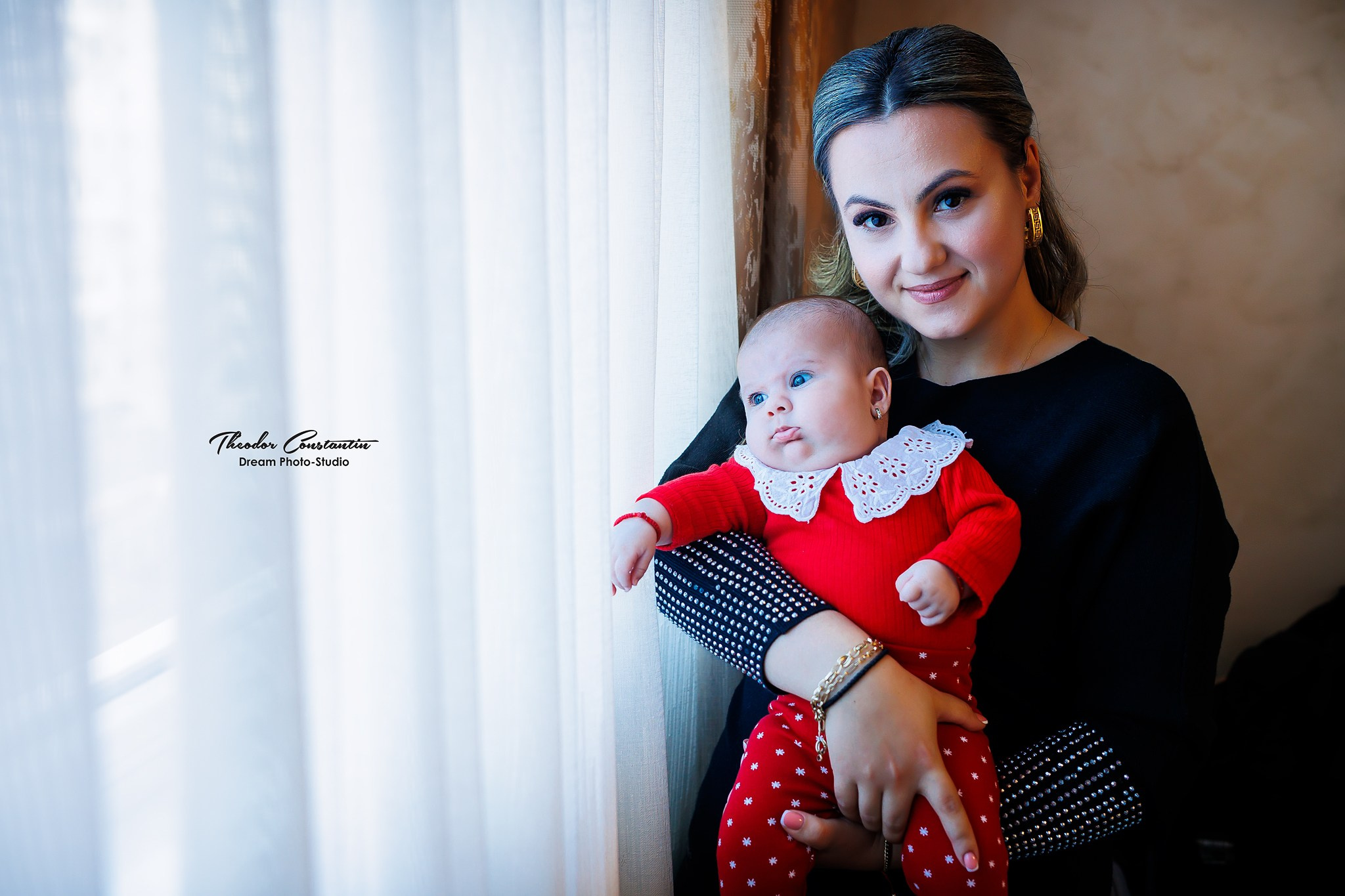 Botez. Dream Studio Galați – ședințe foto profesionale pentru familie, portrete și evenimente