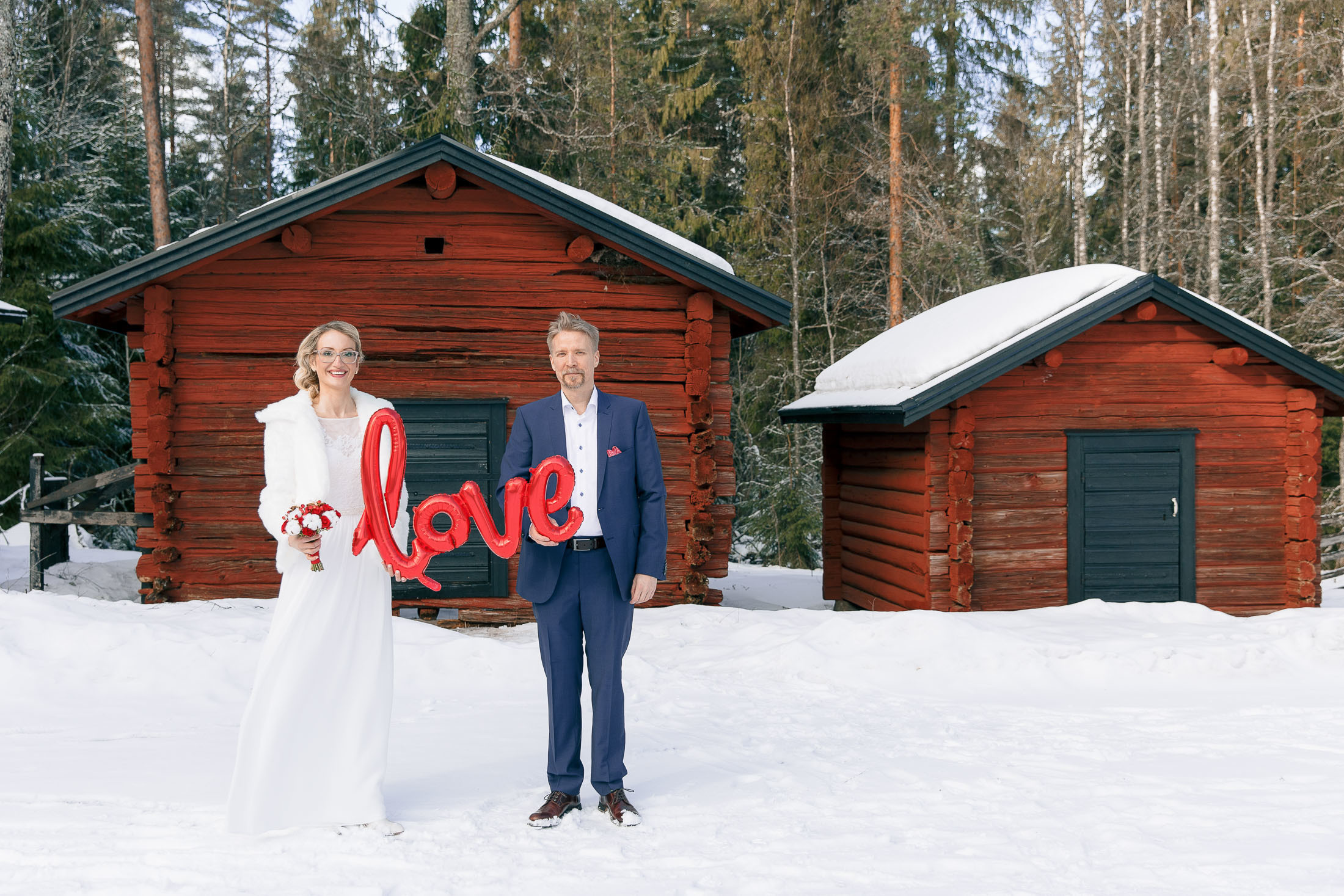 Sandra&Juhani, hääkuvaaja Nuuksio, Green window