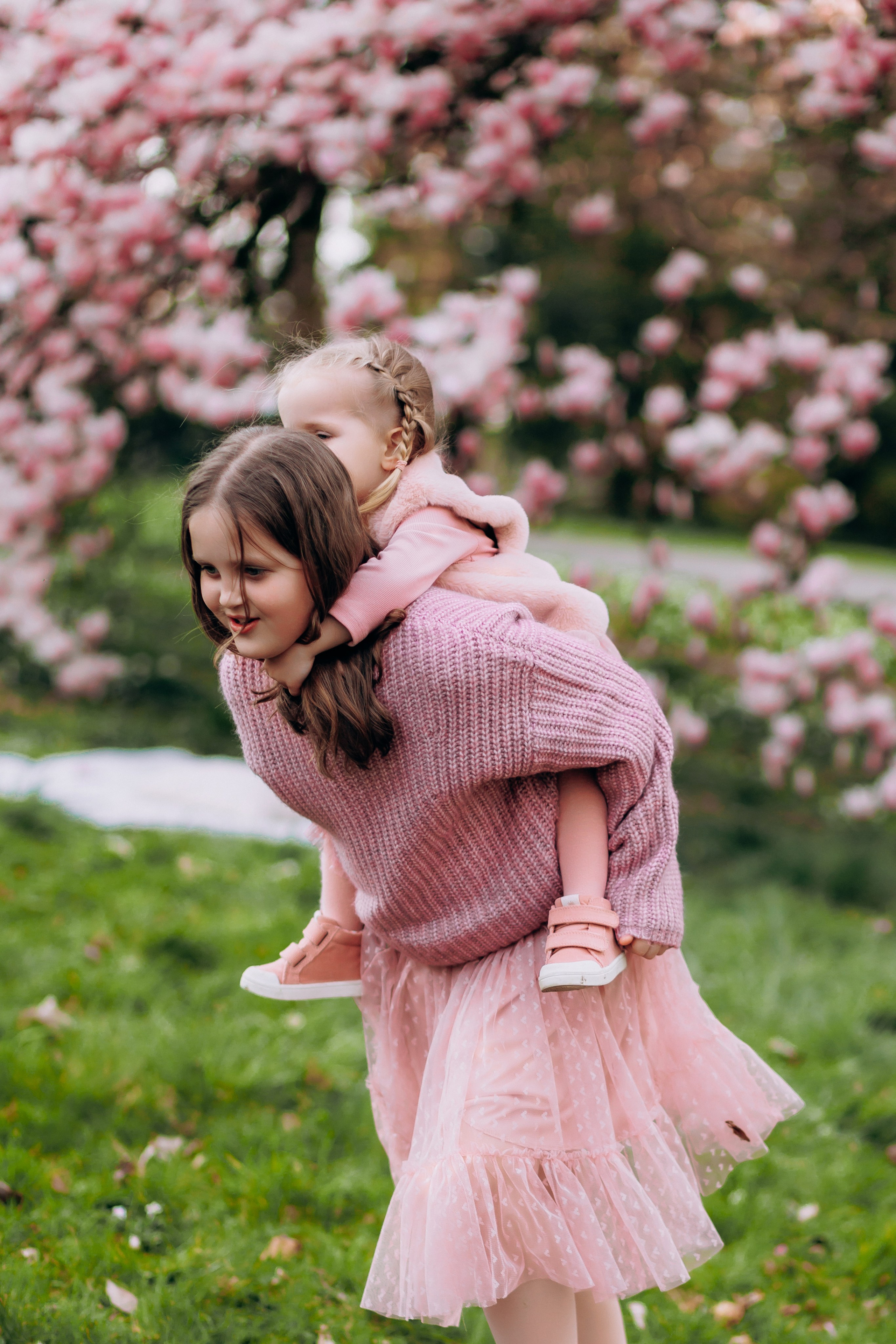 Tatiana, Alisa, Daria. Wedding and Family Photograph