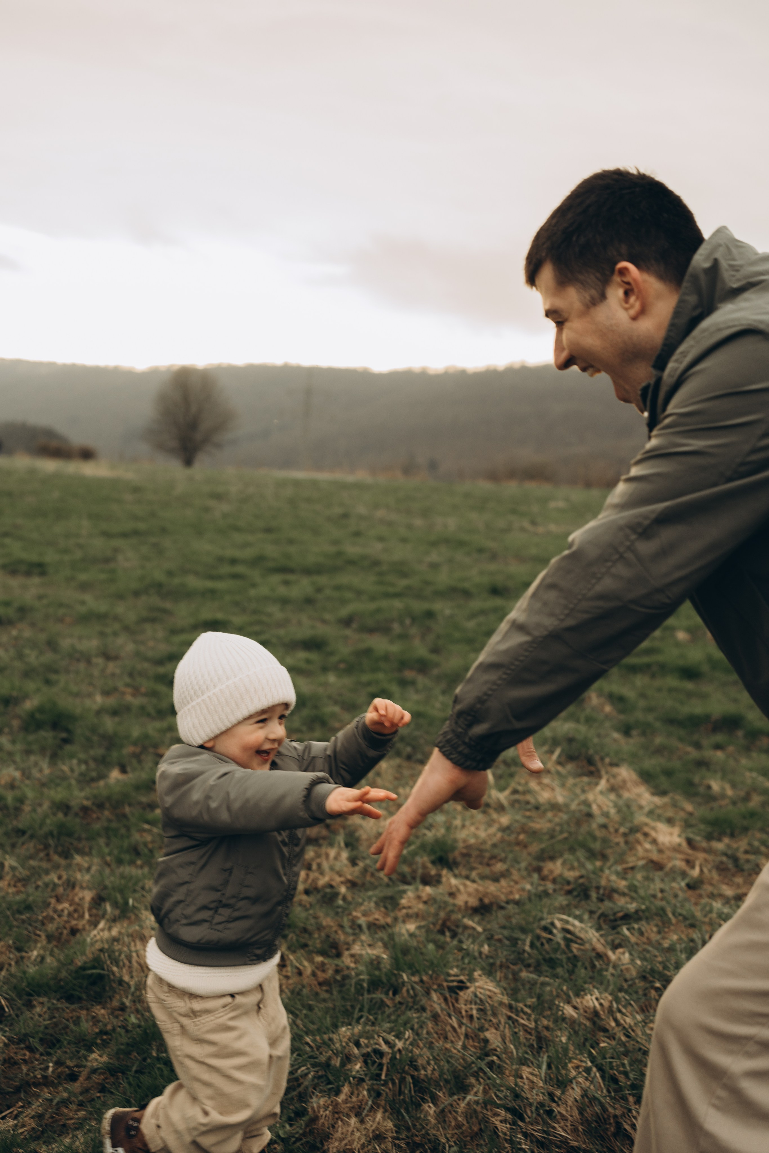 Familienshooting in der Natur. Elumi Fotografin Madeira