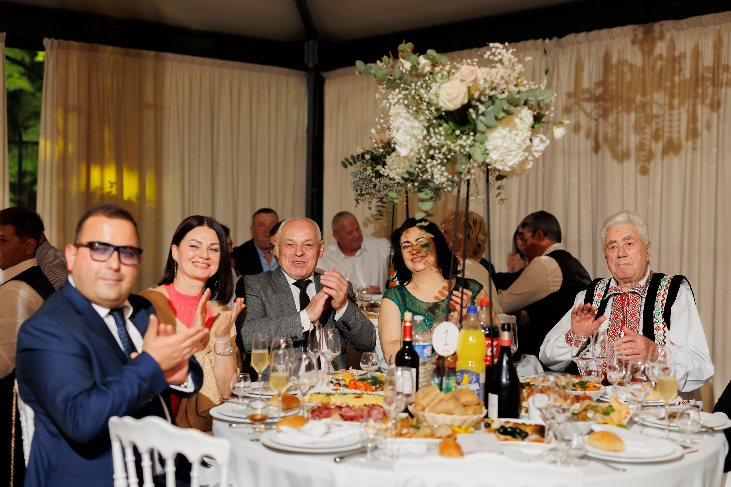 Château des Hauts de Provins Bella & Dmitri