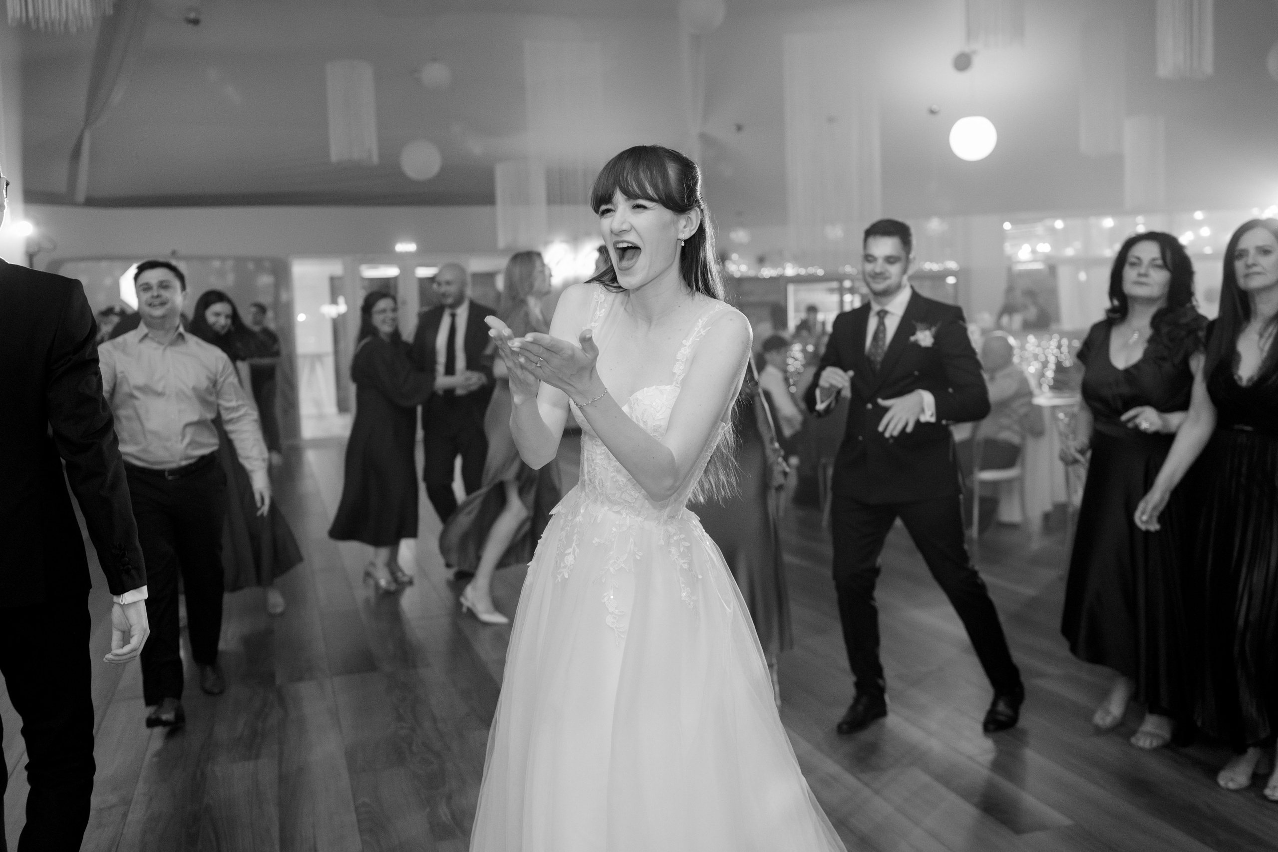 Raluca + Marius | Wedding day. Proud Vision Weddings | Wedding Photography & Film — Servicii profesionale Foto Video Nunta Iasi