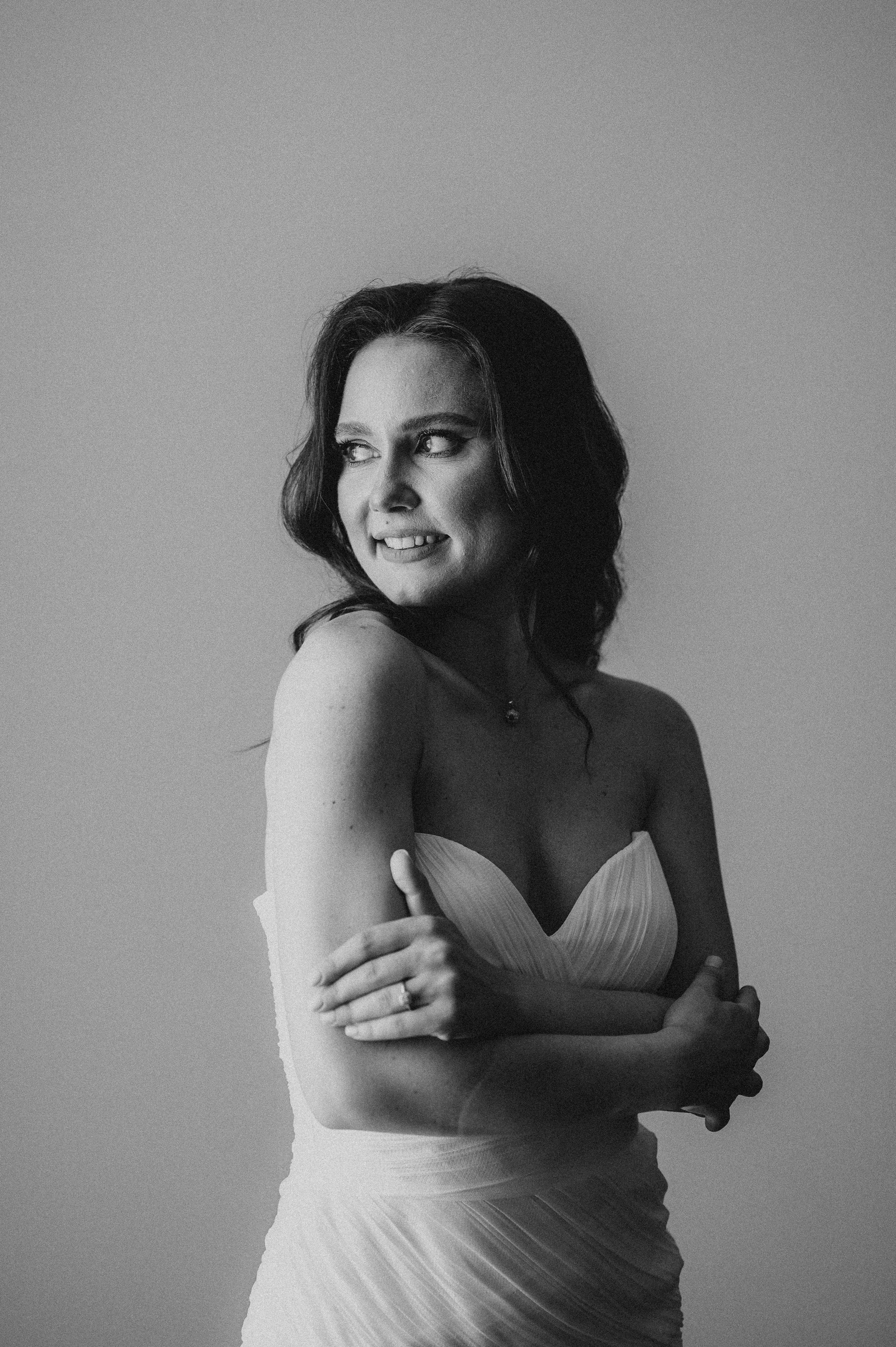 Cununie civila in aer liber , artificii de zi colorate , decor nunta , nunta la Hotel Traian. Proud Vision Weddings | Wedding Photography & Film — Servicii profesionale Foto Video Nunta Iasi