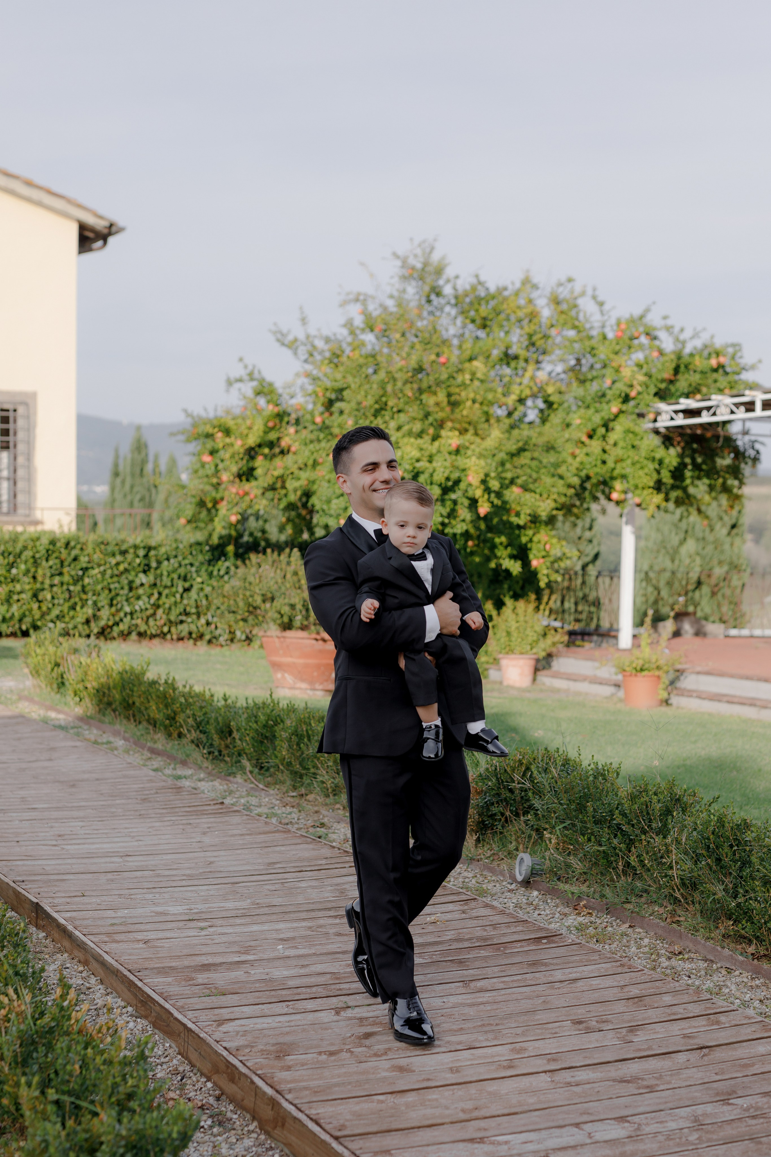 Dom&Ally. Wedding photographer Italy