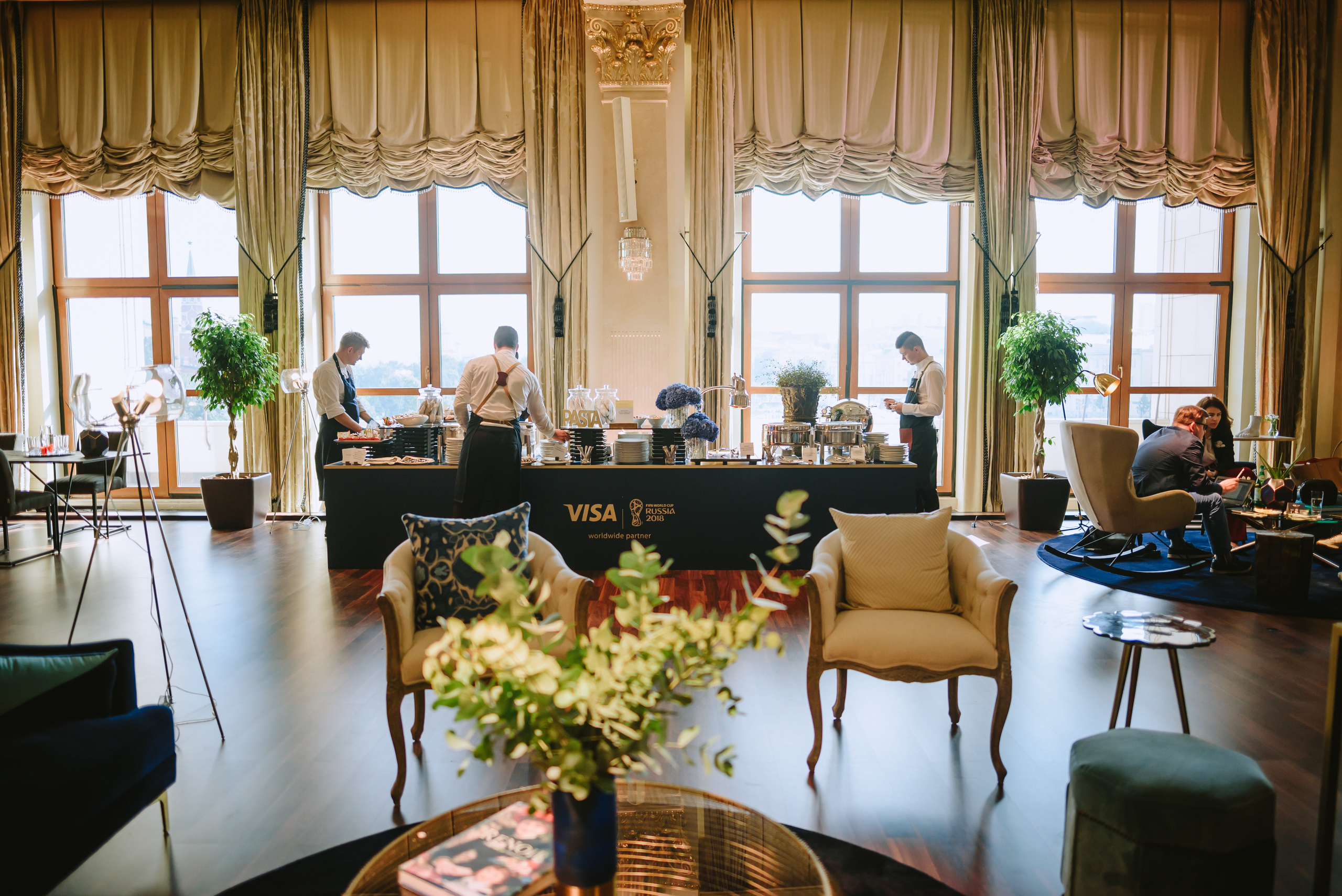 Декор бизнес-мероприятия для ивент-агентства. Ksenia Marchand/ Lifestyle photographer in Paris