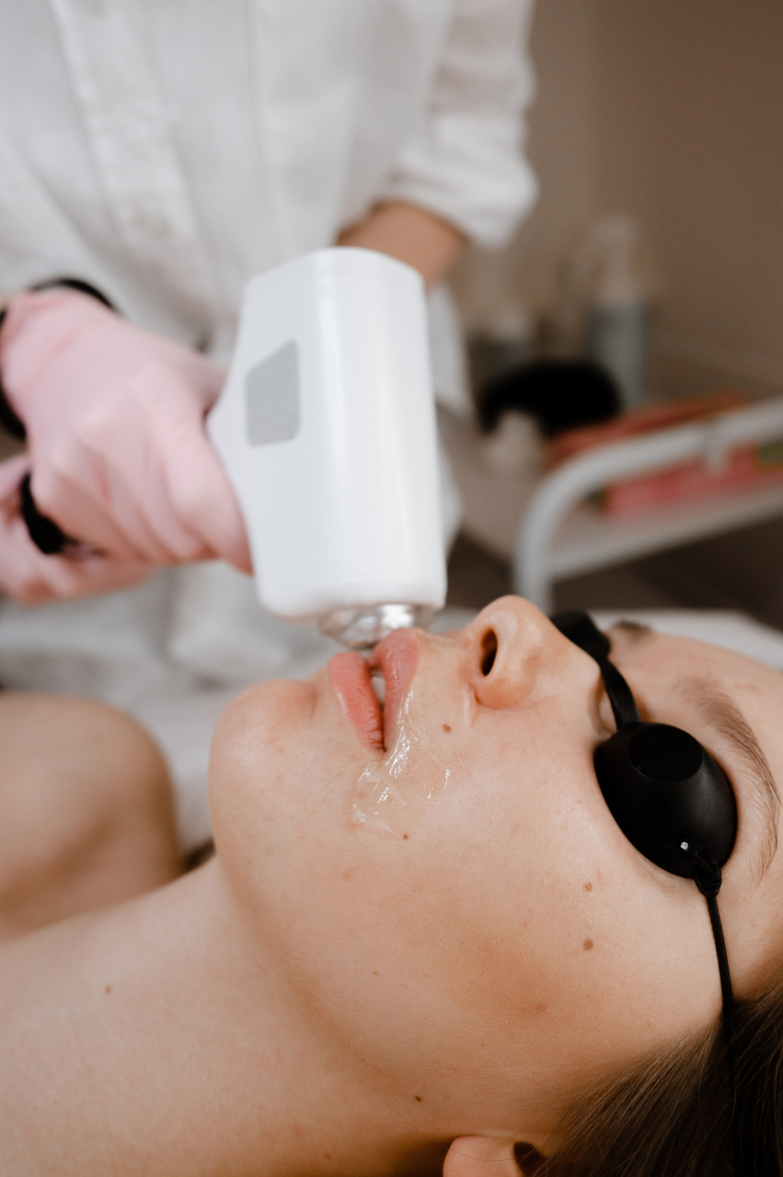 Astudio beauty studio in Prague. ANNA-MARIA PHOTO CONTENT CREATOR — photographer, aesthete, artist, and visual expert for Instagram in Prague