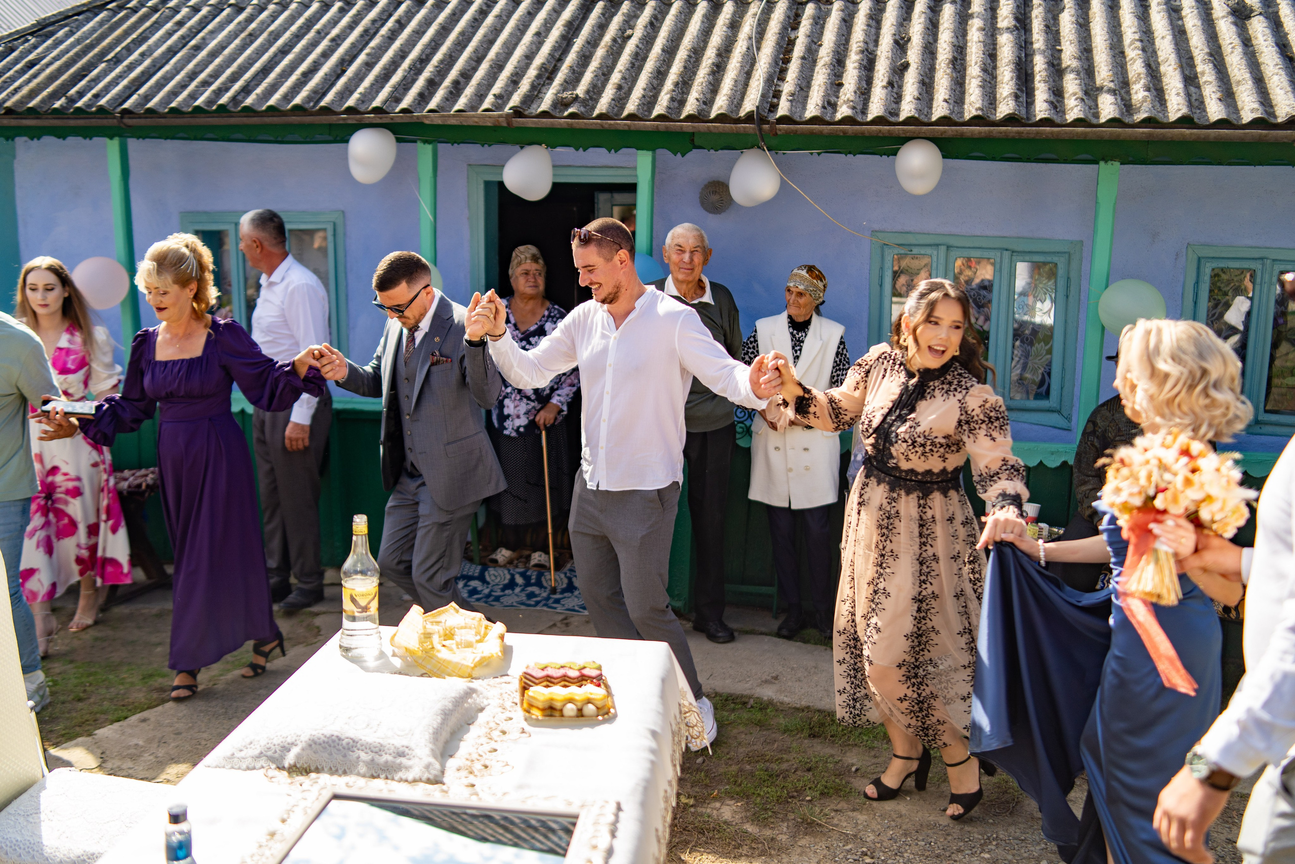 Robert si Mada. Foto-Video Nunta Iasi, Suceava, Bucuresti / Disponibilitate 2025 — 2026 — 2027