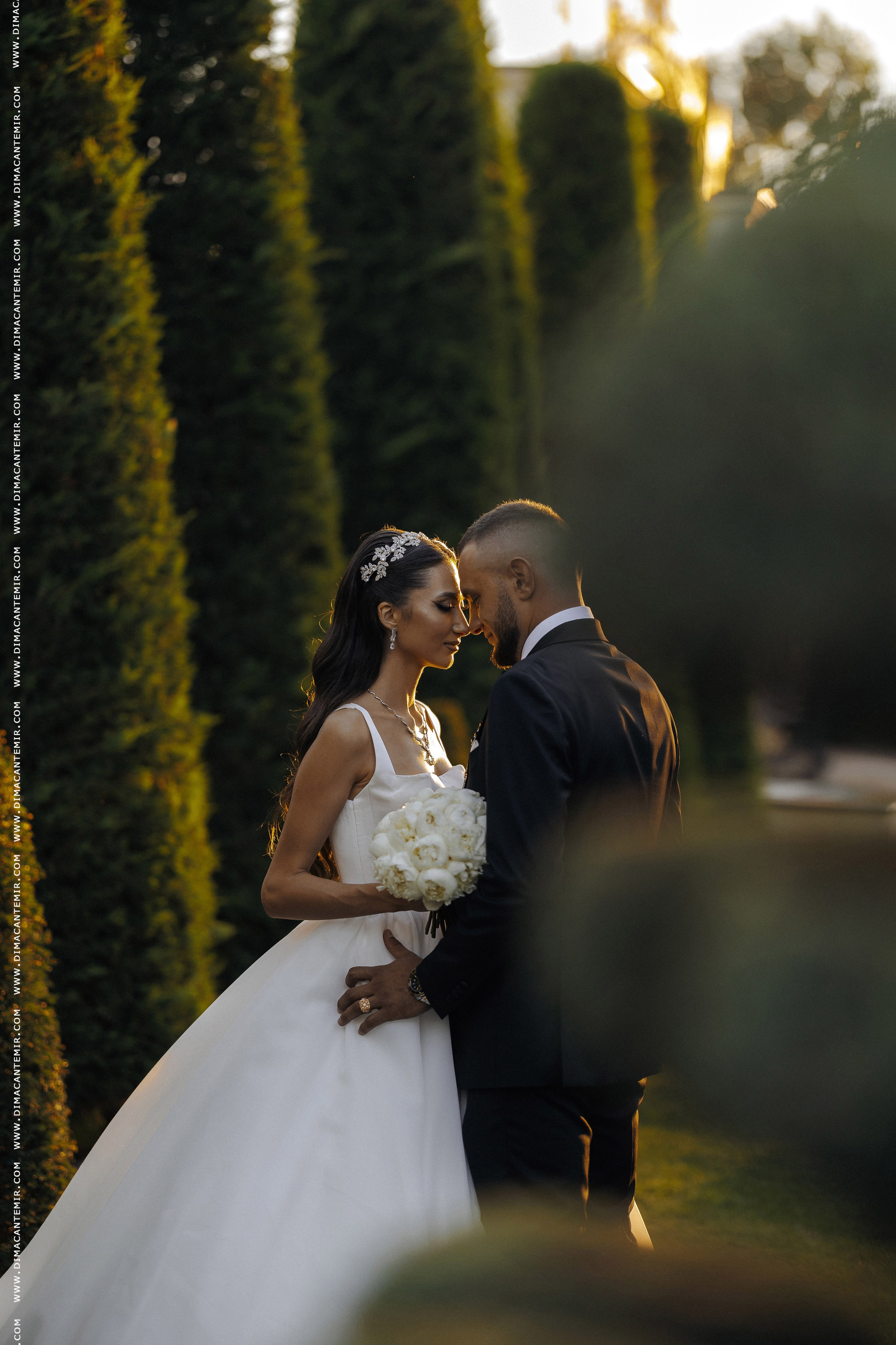 MIHAIL + SABINA | Grand Élysée. Fotograf de nuntă în Chisinau, Moldova. Poze și Video Comerciale