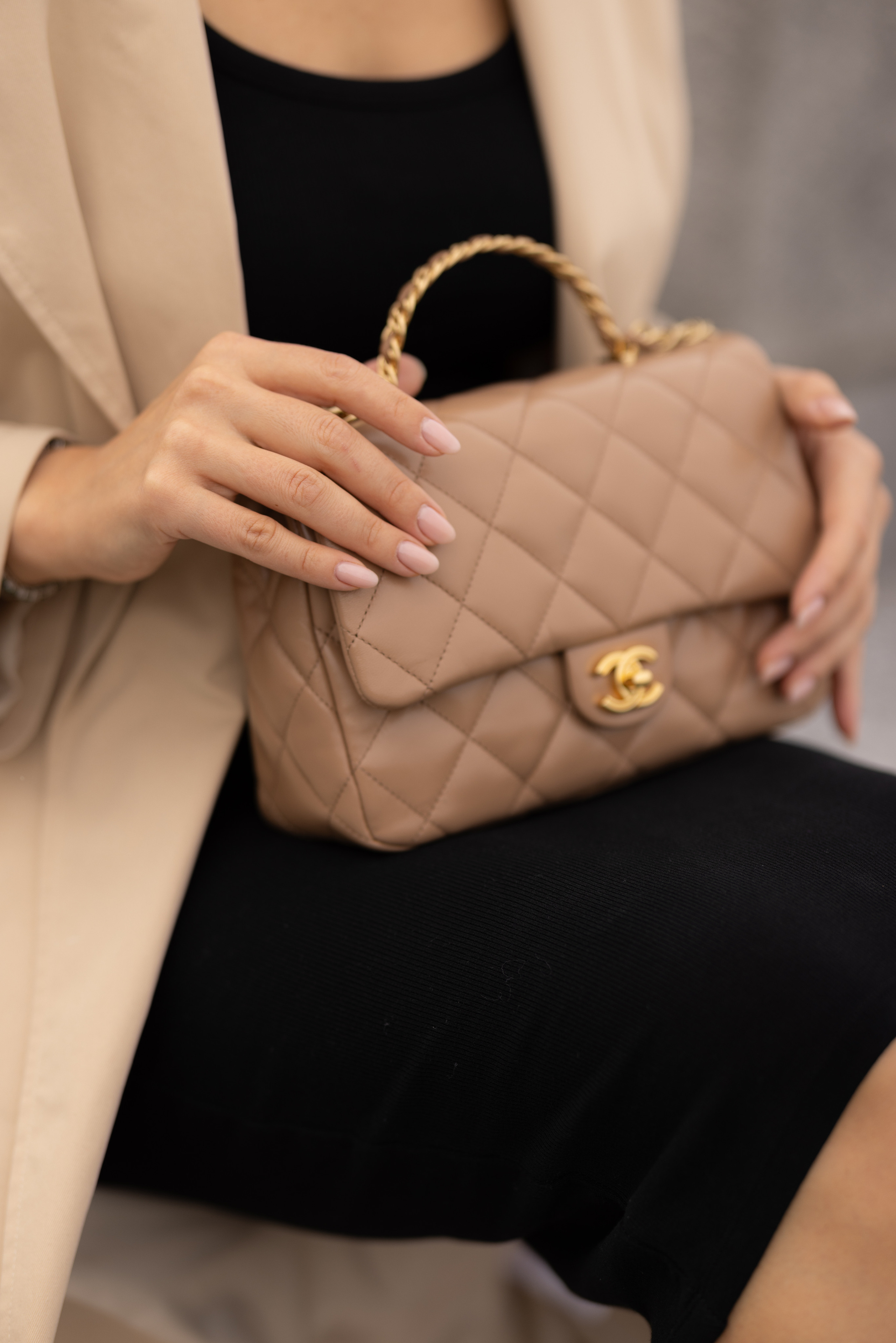 Zurich walk. Family photographer Zurich & Switzerland Daria Moore