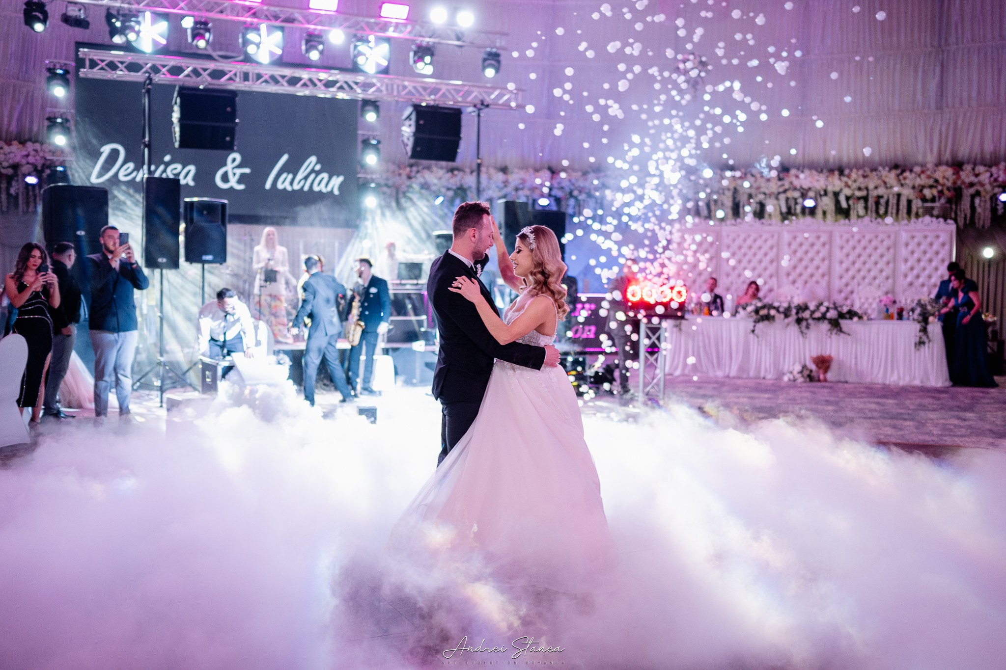 Denisa & Iulian. Andrei Stanea