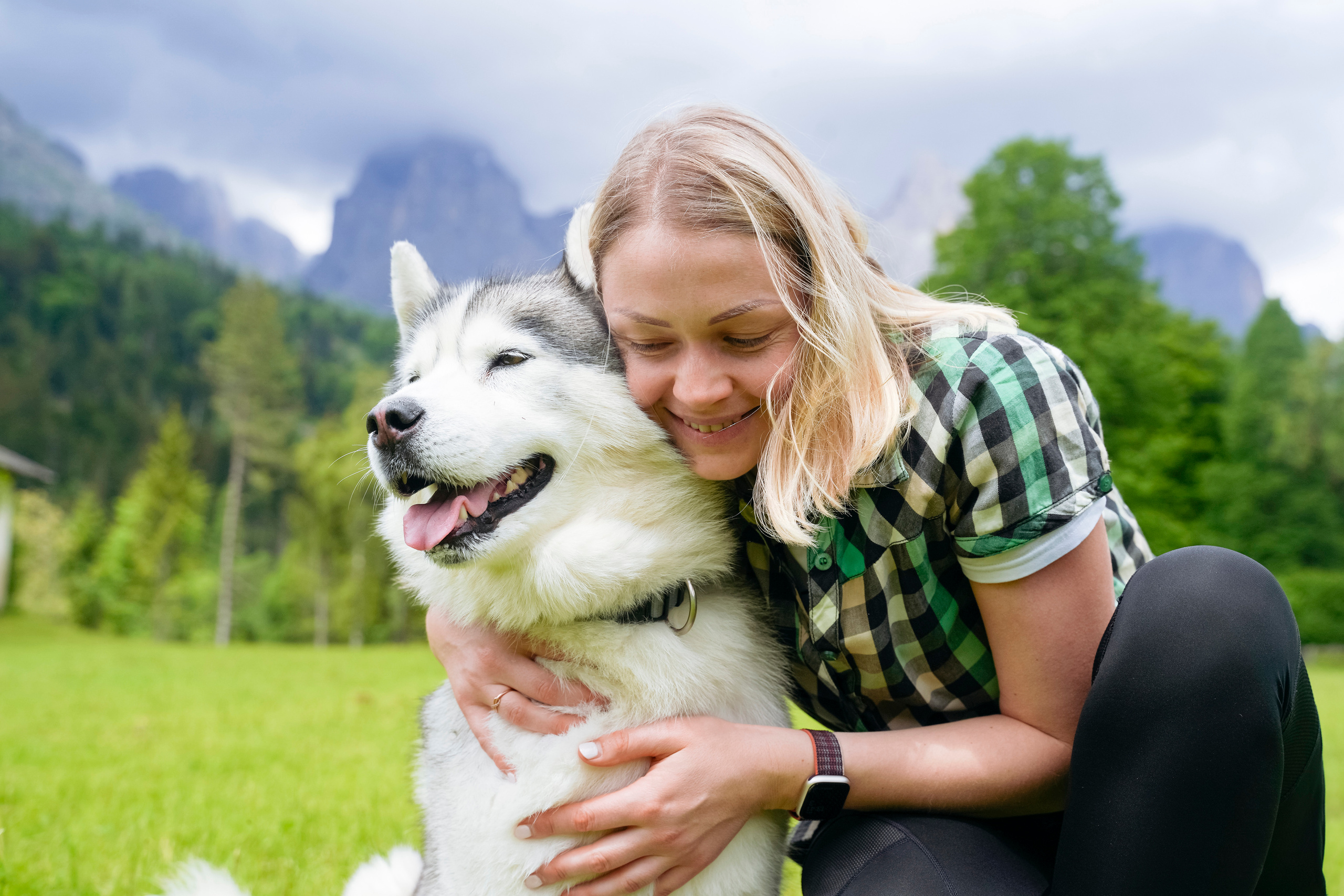 Margarita and Andrei with daughters. Nina Janeckova Photographer and Videographer in Bodensee Ravensburg