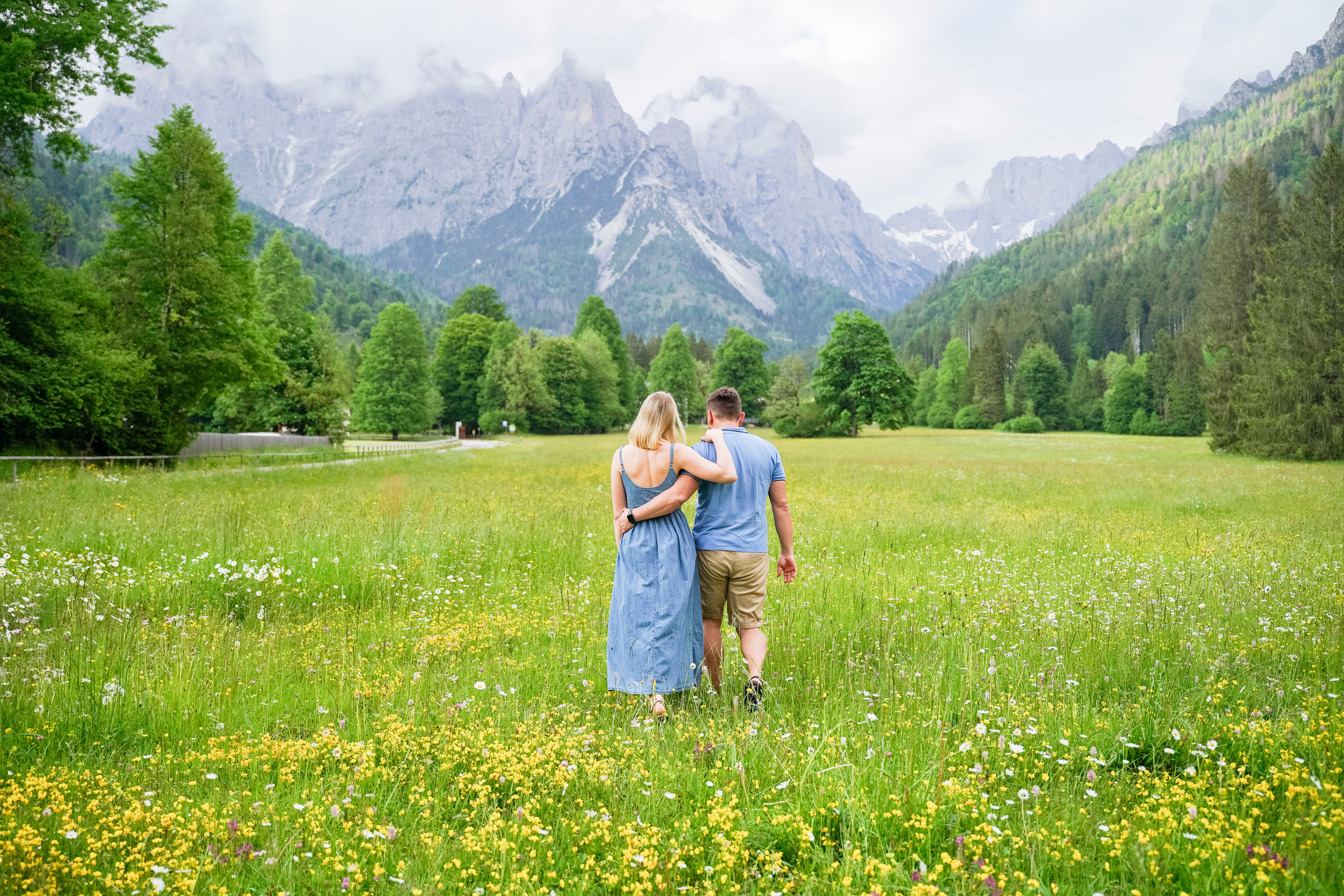 Margarita and Andrei with daughters. Nina Janeckova Photographer and Videographer in Bodensee Ravensburg