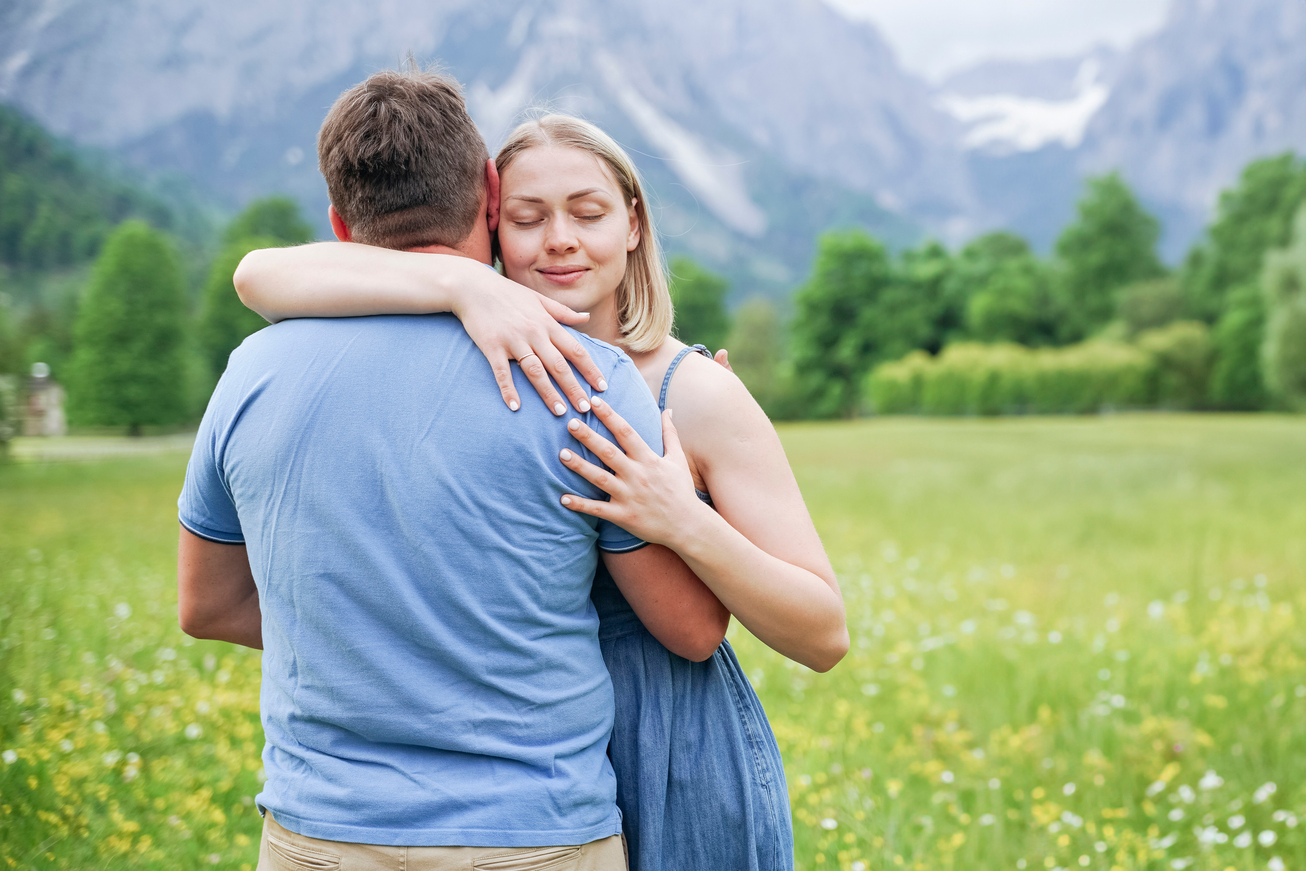 Margarita and Andrei with daughters. Nina Janeckova Photographer and Videographer in Bodensee Ravensburg