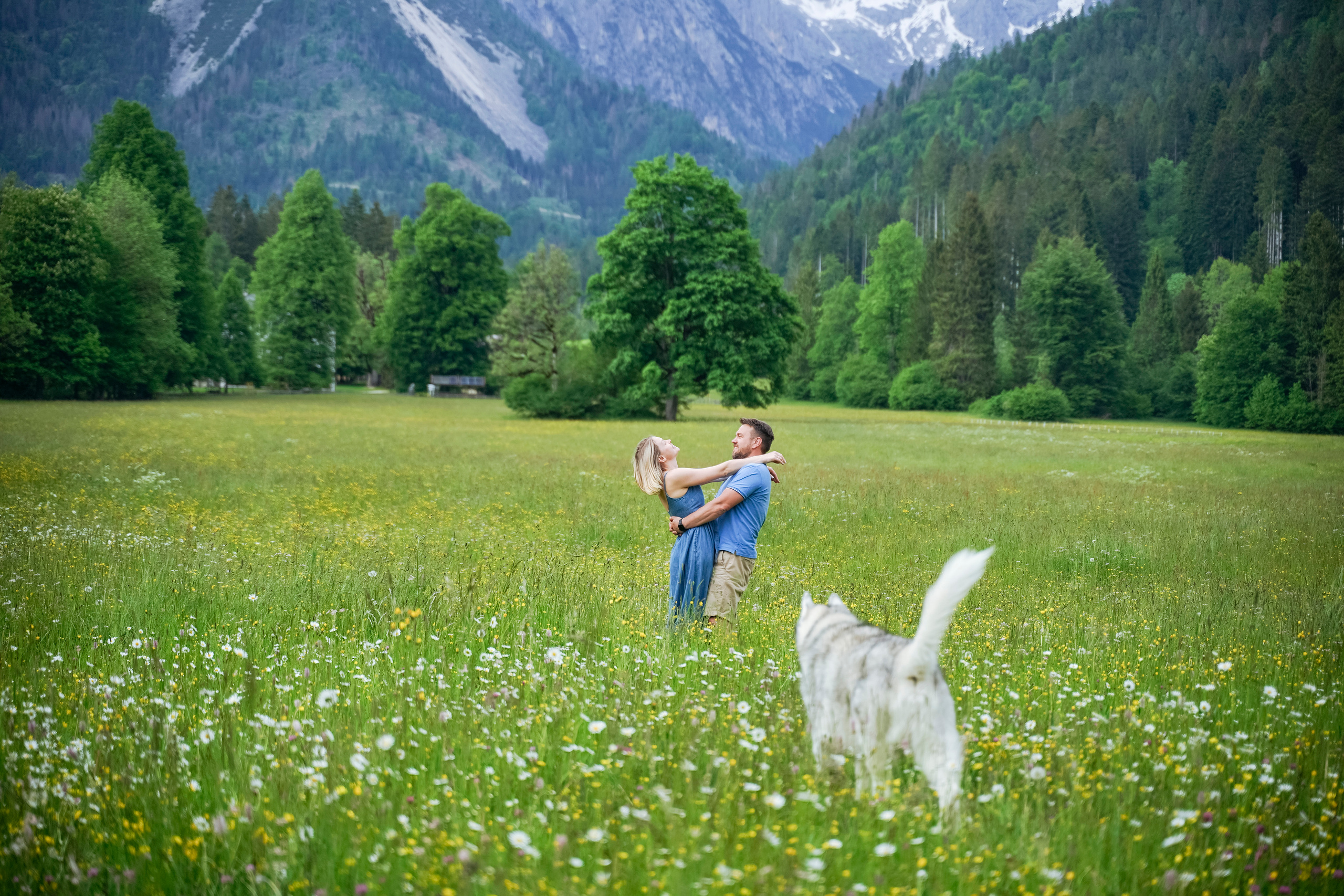 Margarita and Andrei with daughters. Nina Janeckova Photographer and Videographer in Bodensee Ravensburg