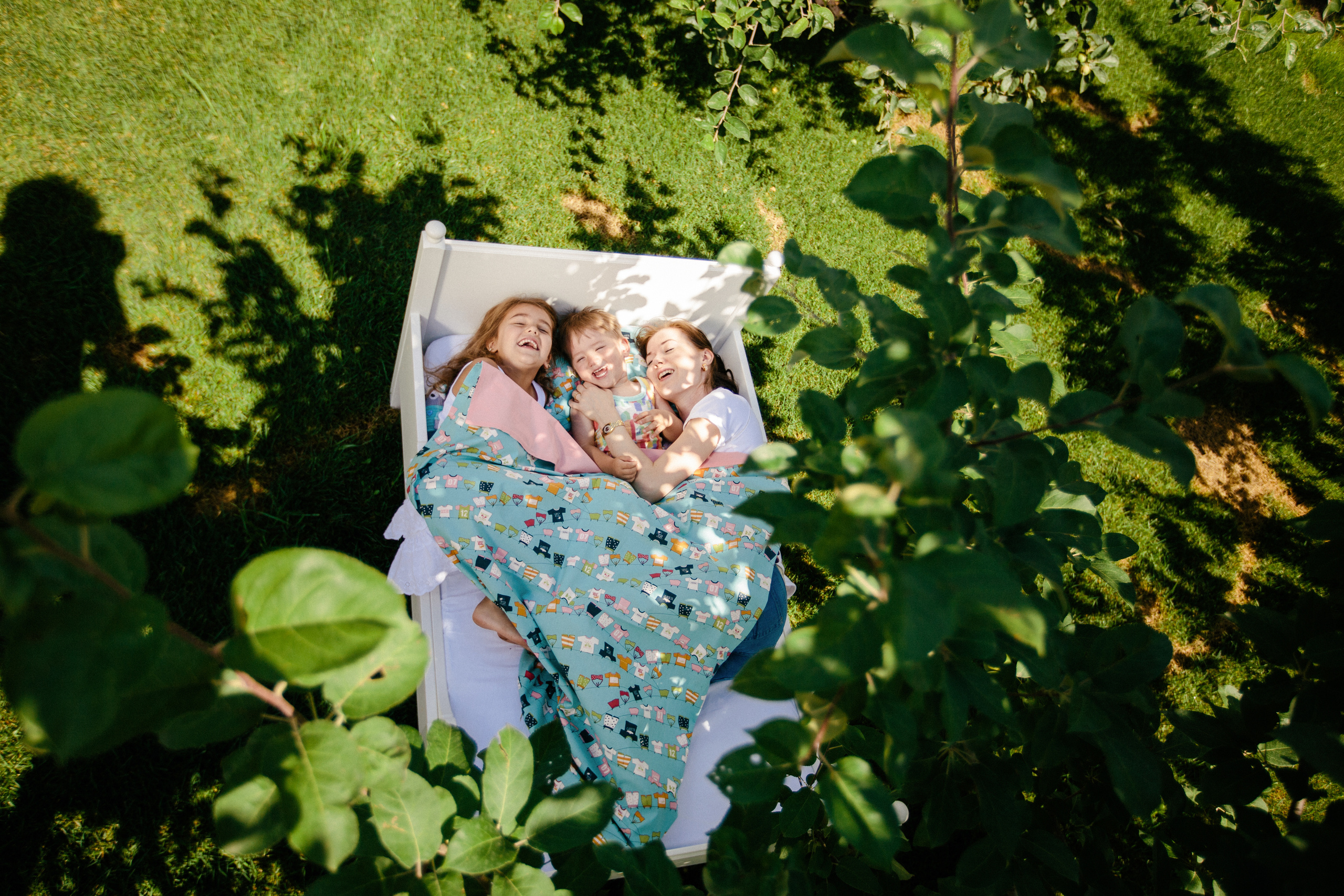 Уборка с пользой для души. Ksenia Marchand/ Lifestyle photographer in Paris