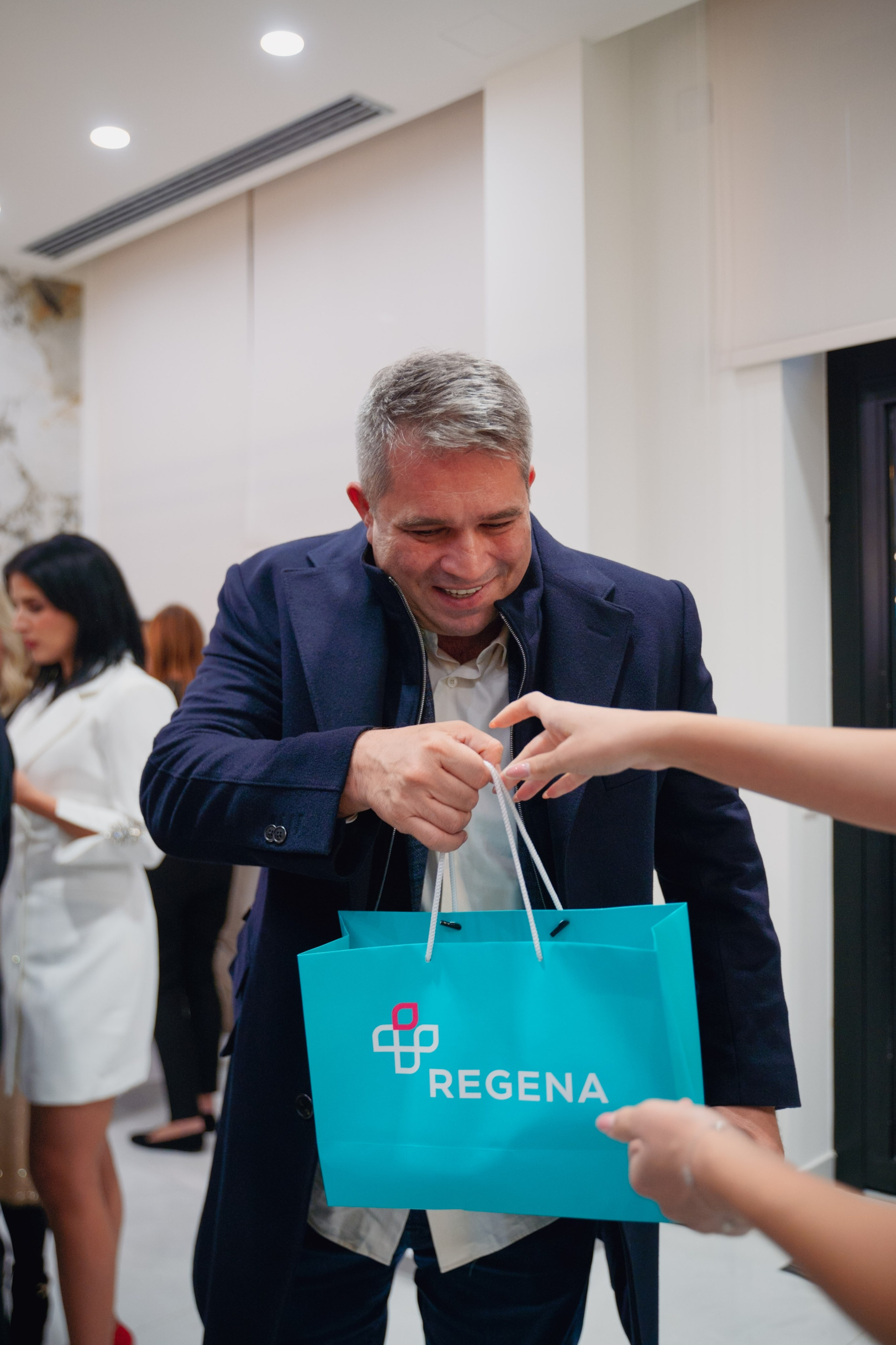 Regena. Жуков Студио