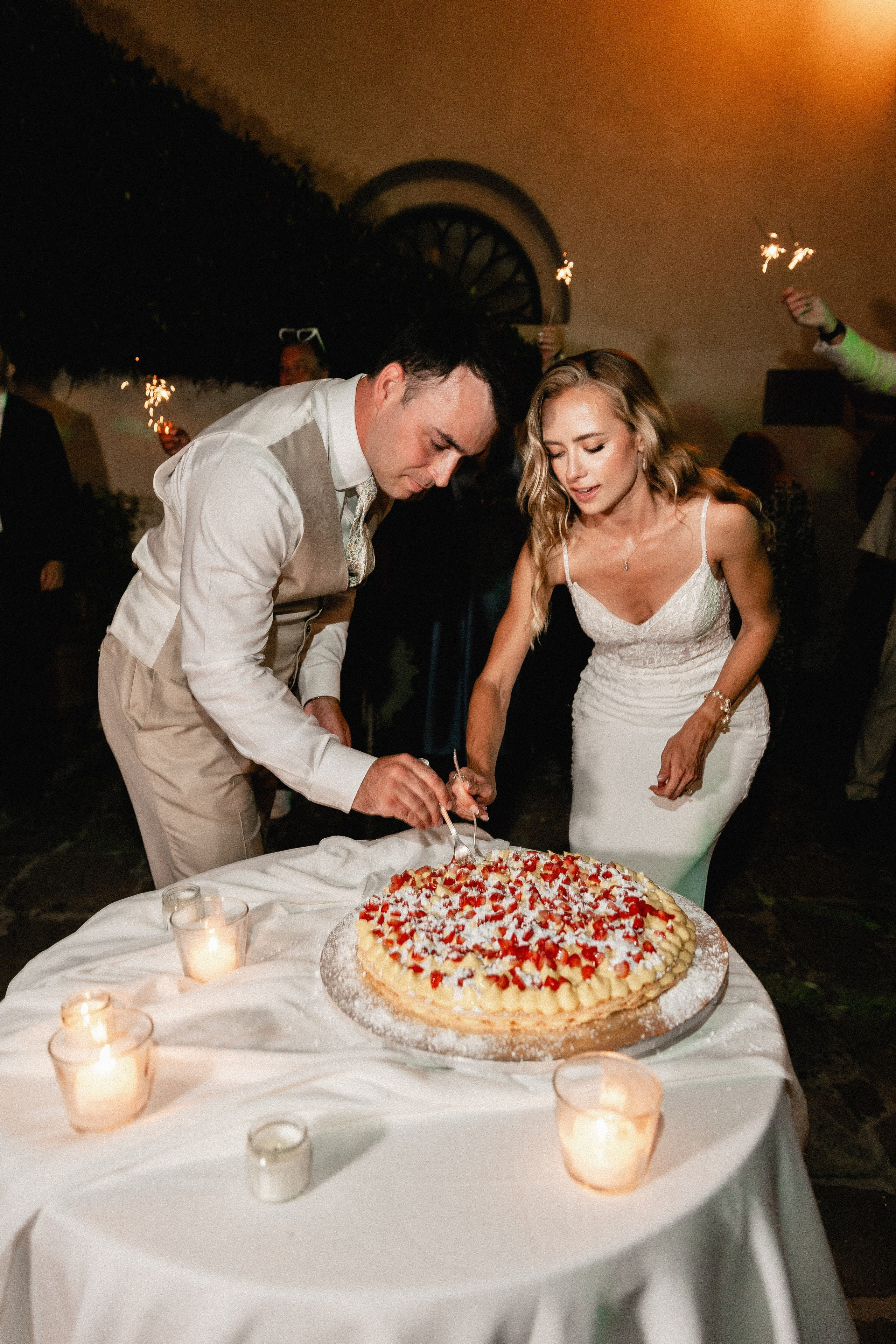 Diana & Thomas. Villa Scorzi, Tuscany. Digital + Film 35mm. Фотограф в Милане Анна Линник
