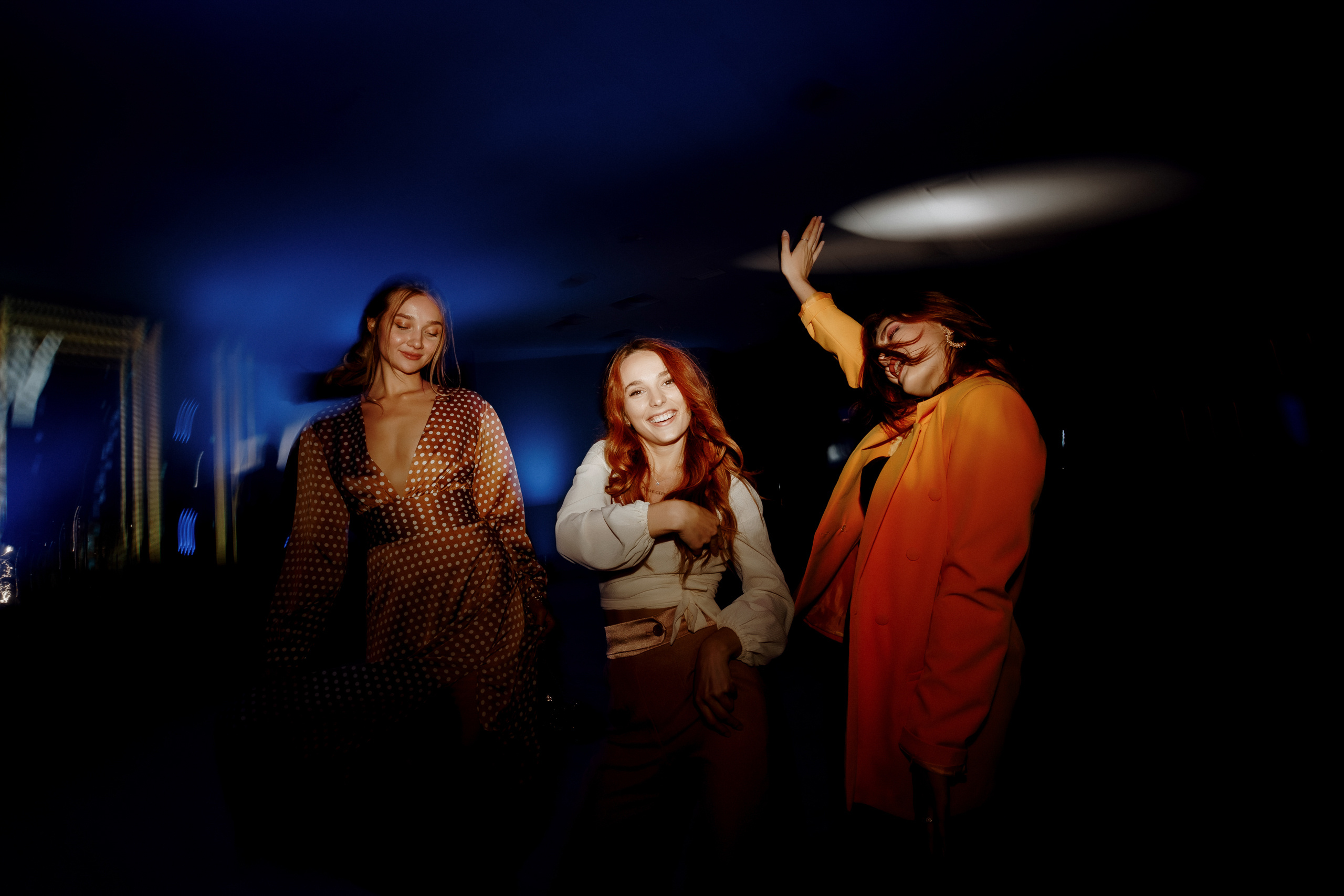 Unde suntem noi e culaore -Moldova-. Servicii Foto Video în Chișinău și Europa ID-Brothers