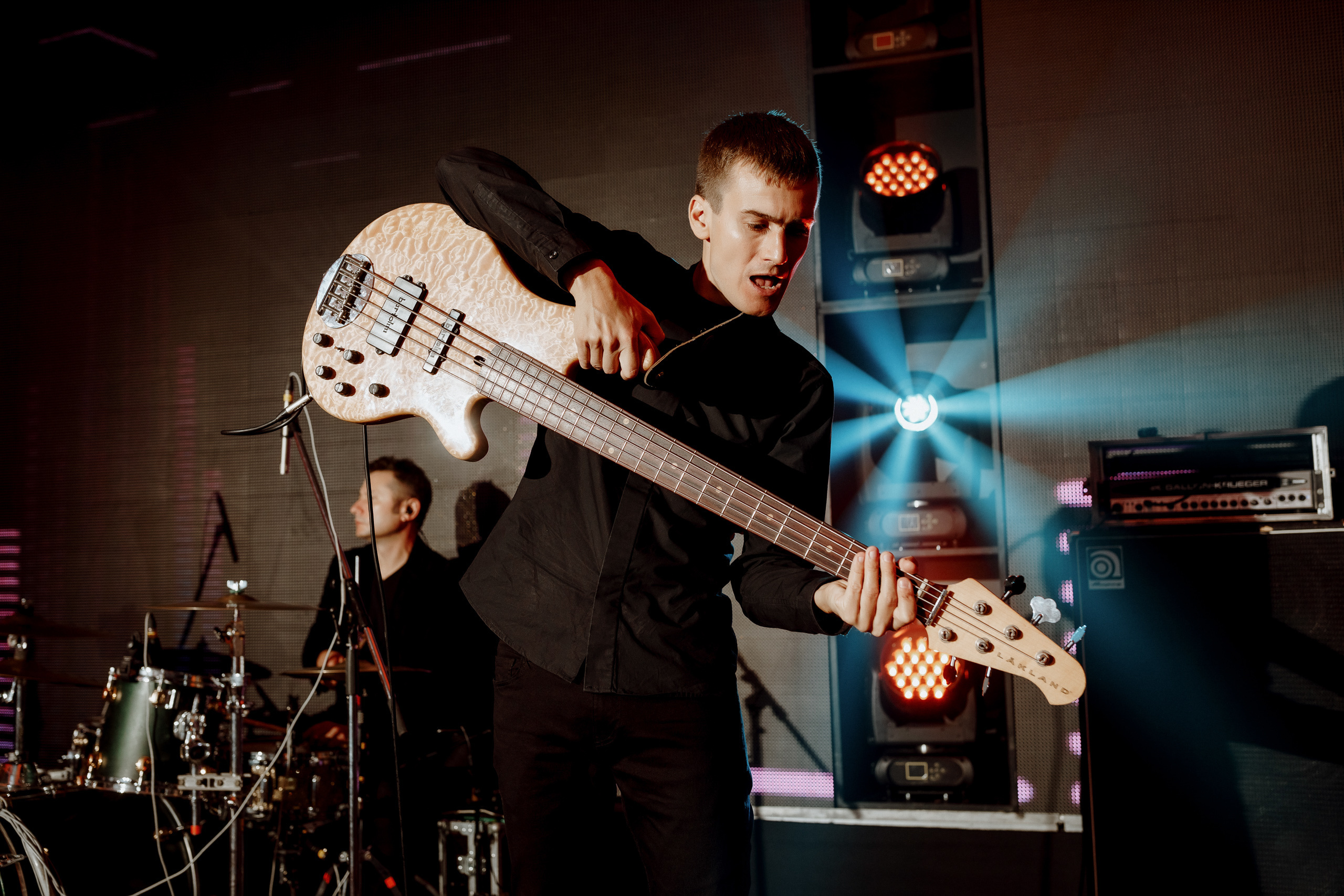 Unde suntem noi e culaore -Moldova-. Servicii Foto Video în Chișinău și Europa ID-Brothers