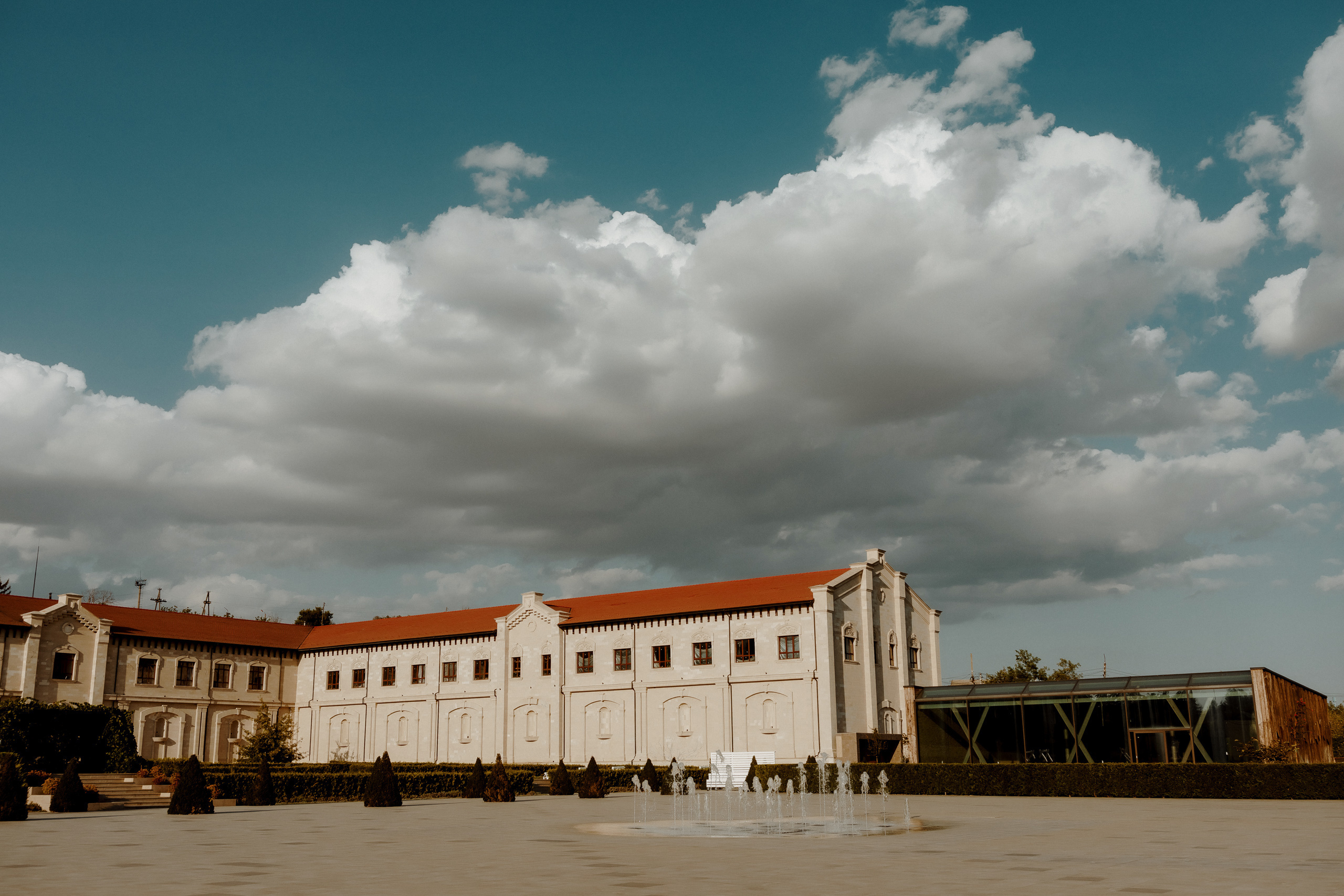 Unde suntem noi e culaore -Moldova-. Servicii Foto Video în Chișinău și Europa ID-Brothers