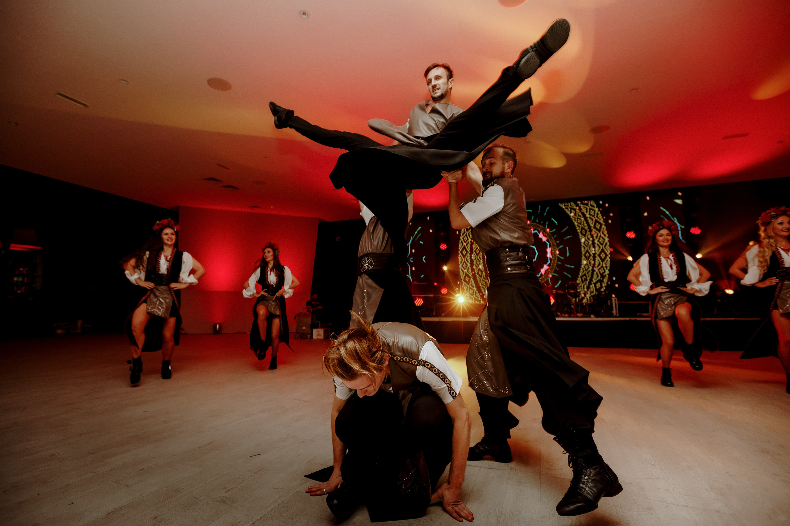 Unde suntem noi e culaore -Moldova-. Servicii Foto Video în Chișinău și Europa ID-Brothers