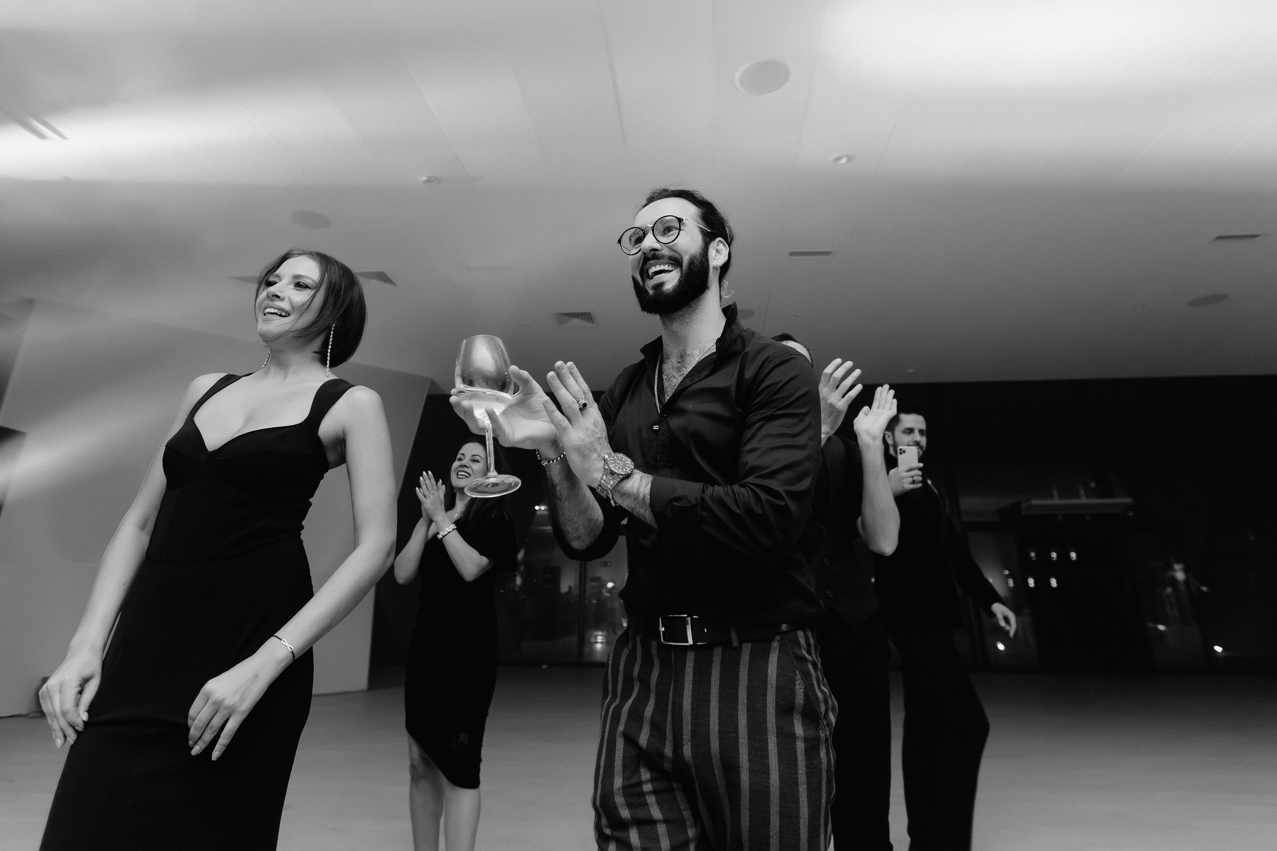 Unde suntem noi e culaore -Moldova-. Servicii Foto Video în Chișinău și Europa ID-Brothers