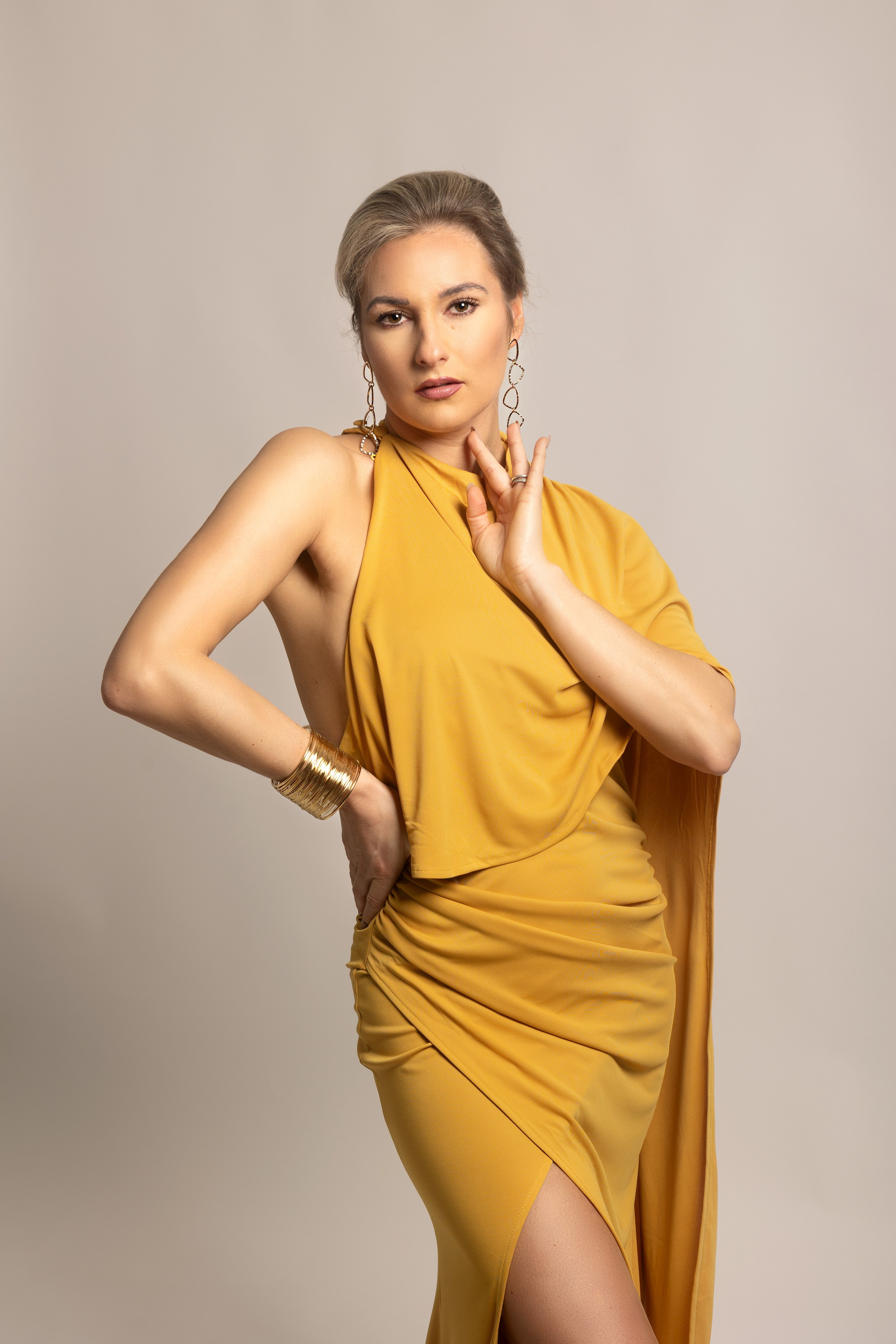 Retouching. Portrait and Family Photographer in Netherlands