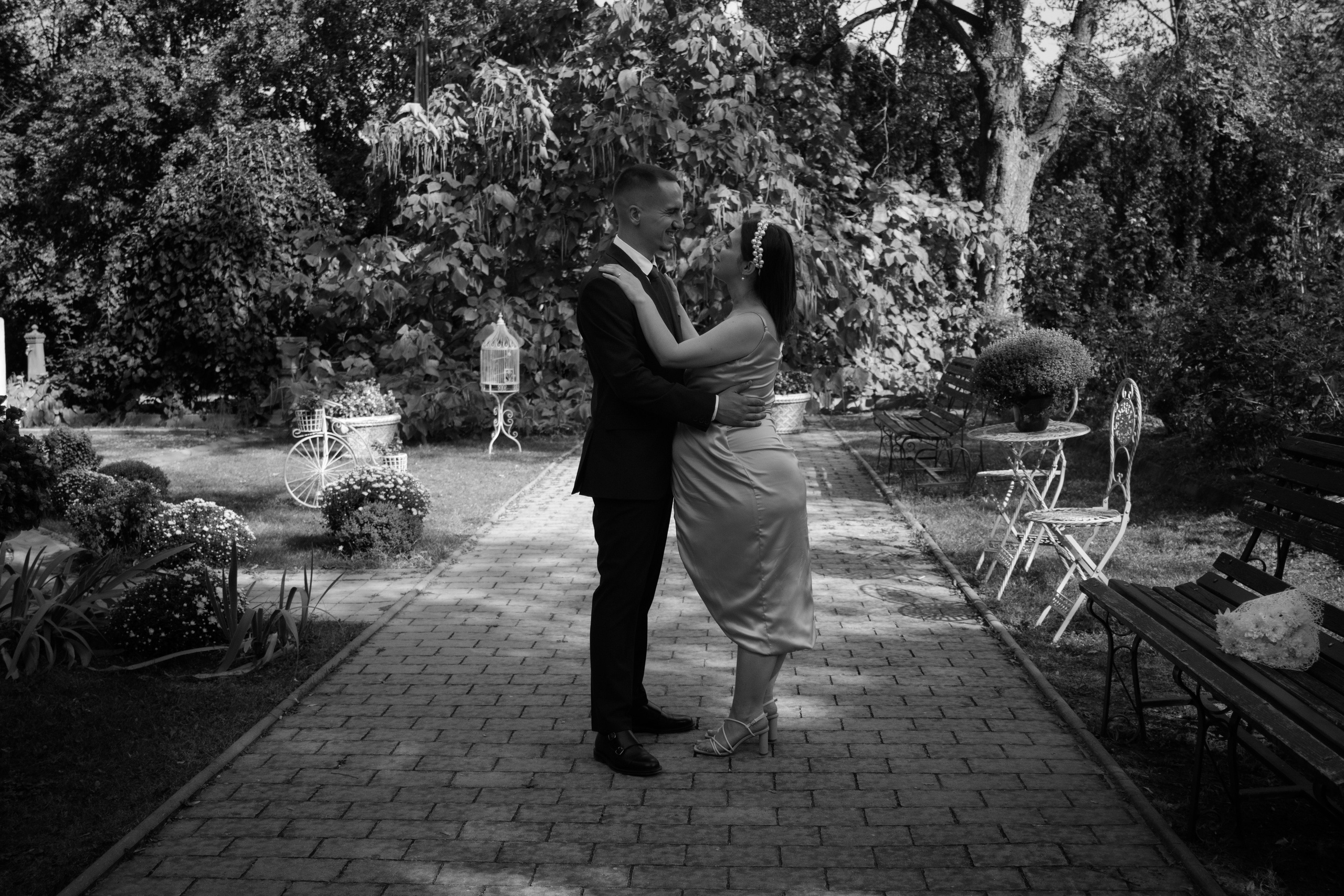 Ana & Alex. Fotograf si videograf — evenimente si studio