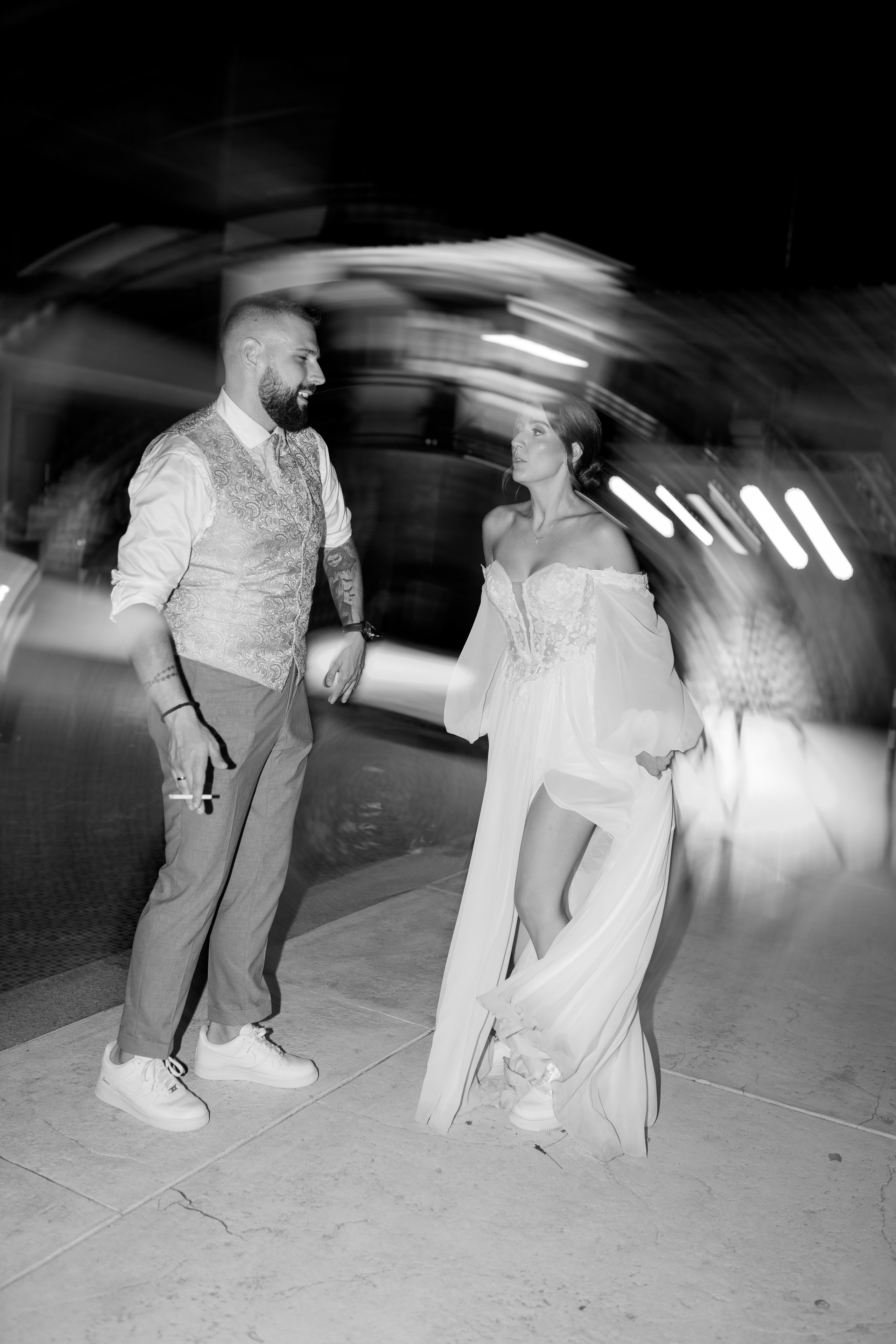 M&D|Between City Lights and Hidden Oasis. Black Sheep Produkcija| Wedding Photography and Wedding Films, based in Kragujevac, Europe / Fotograf i videograf, Kragujevac, Srbija