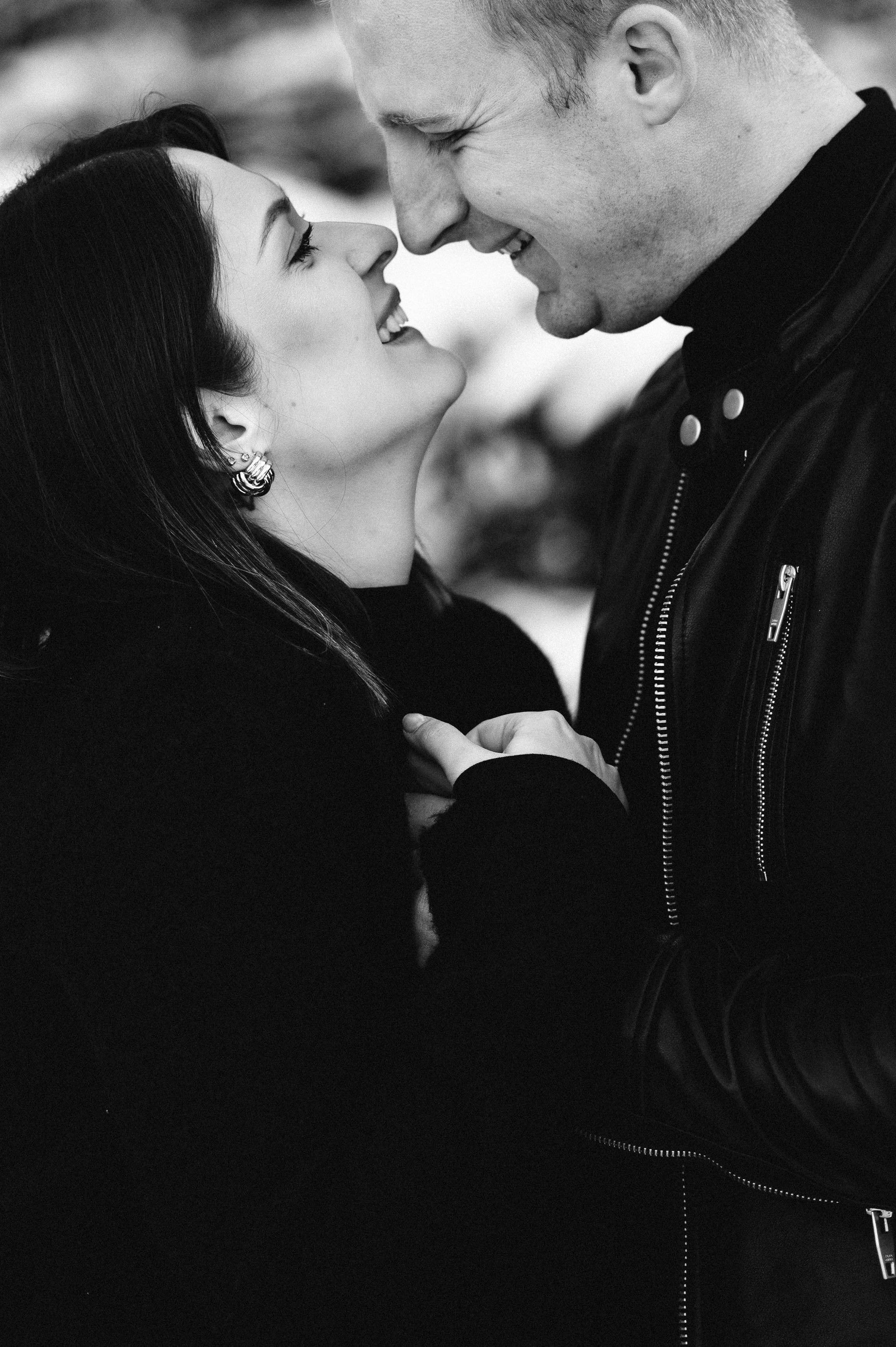 Ședință Foto de Familie la Munte – Fotografii de Iarnă în Lupcina. Valentin Melen - fotograf de nunta 🤍