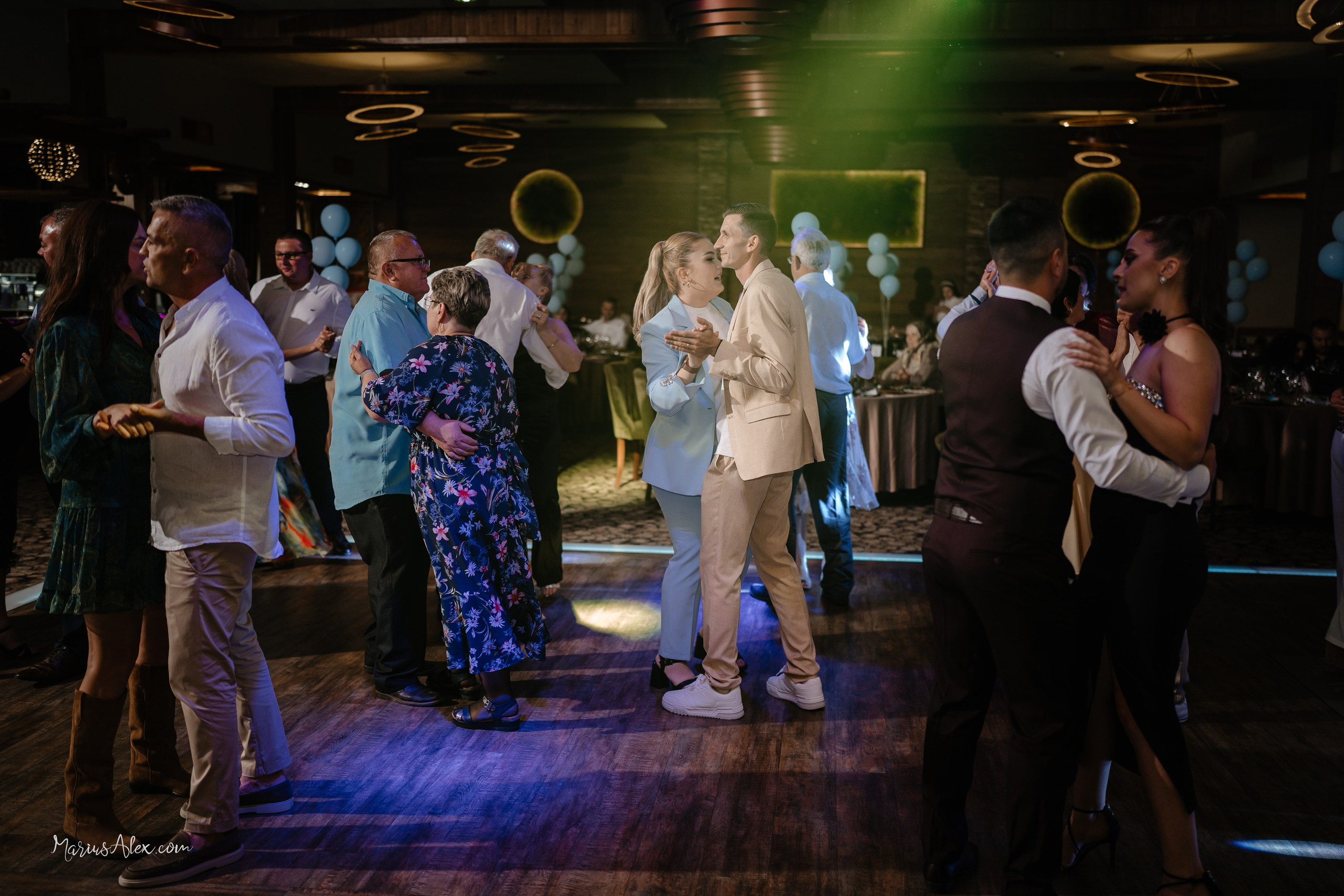 Botezul micutului Victor Dragos. Marius Alex fotograf de eveniment si portret din Suceava