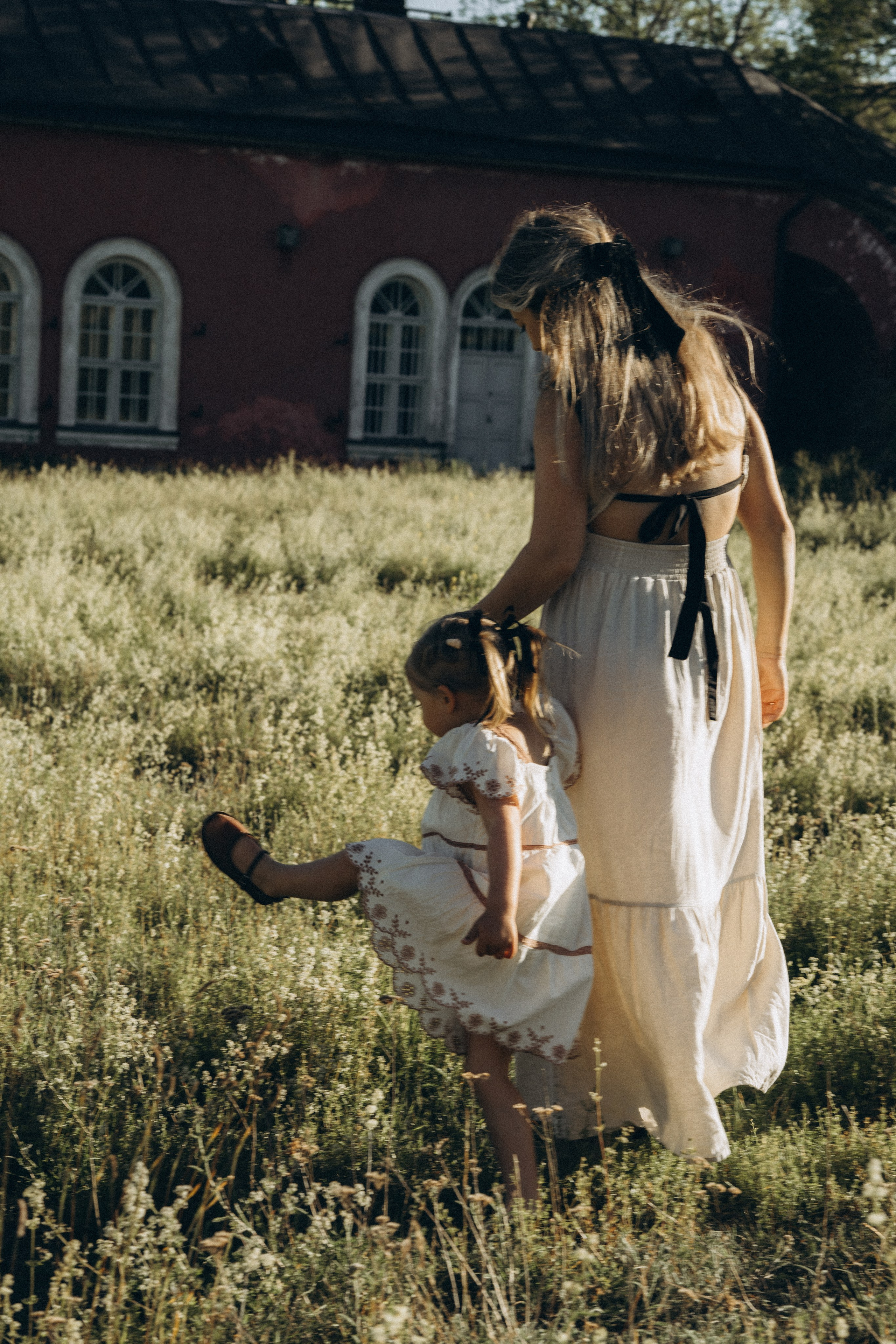 Beloved. Wedding and portrait photographer in Helsinki Vickan O