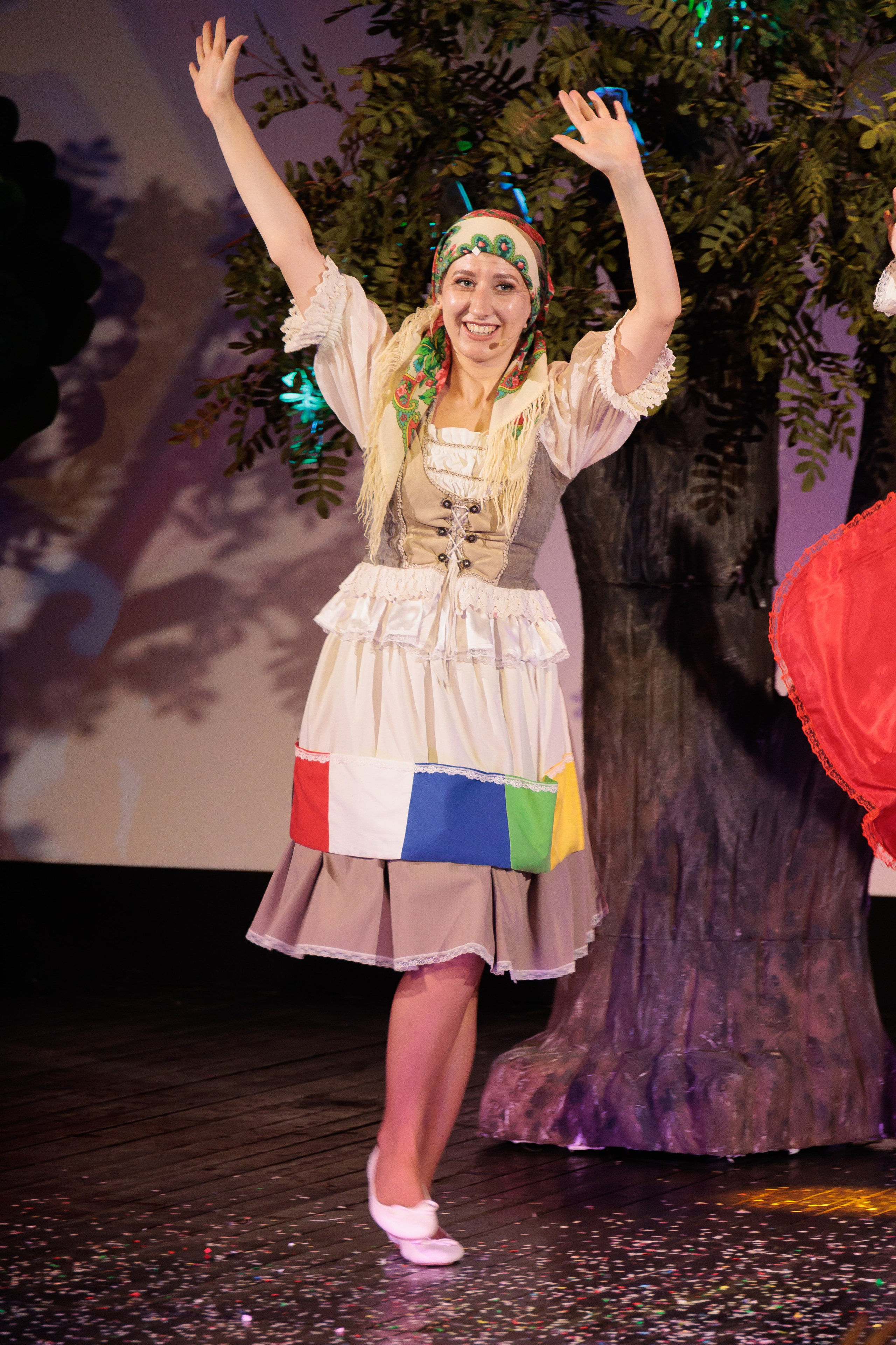 Povestea Scufita Rosie. Clounella. ✔️ Servicii foto si video in Chisinau Moldova - Cinematic.md