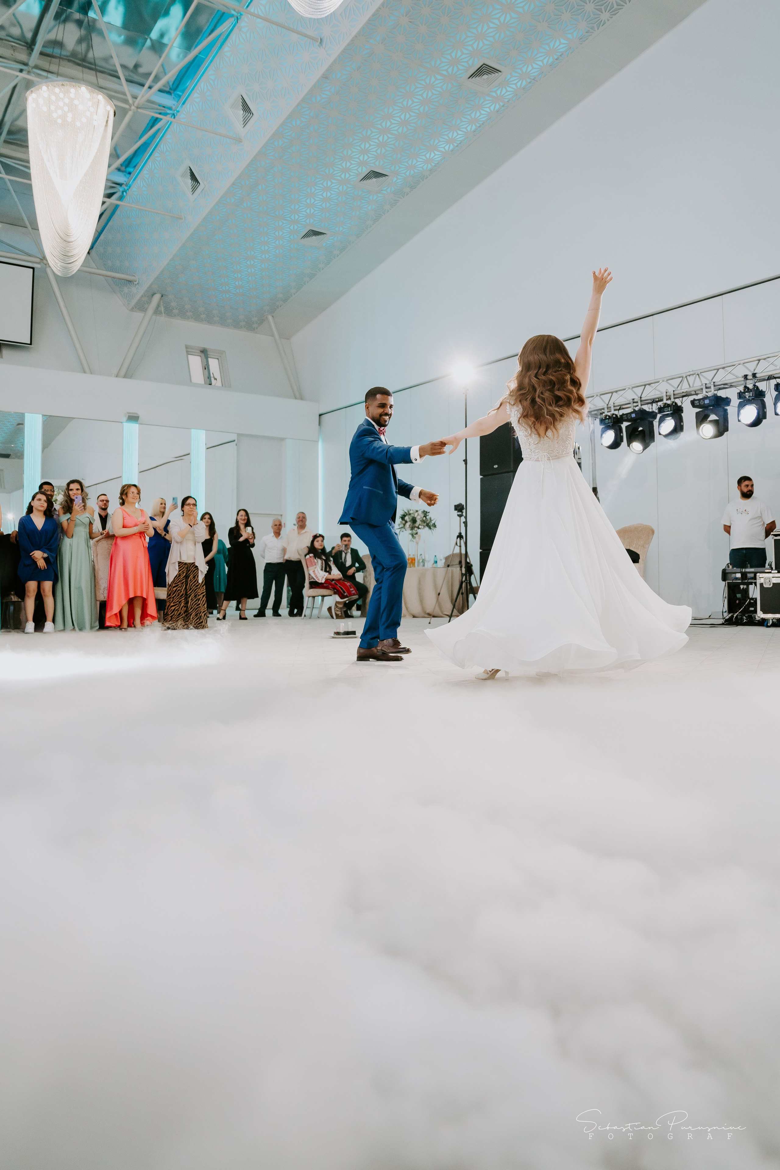 Bianca & Cristiano. Sebastian Purusniuc Fotograf - Iasi