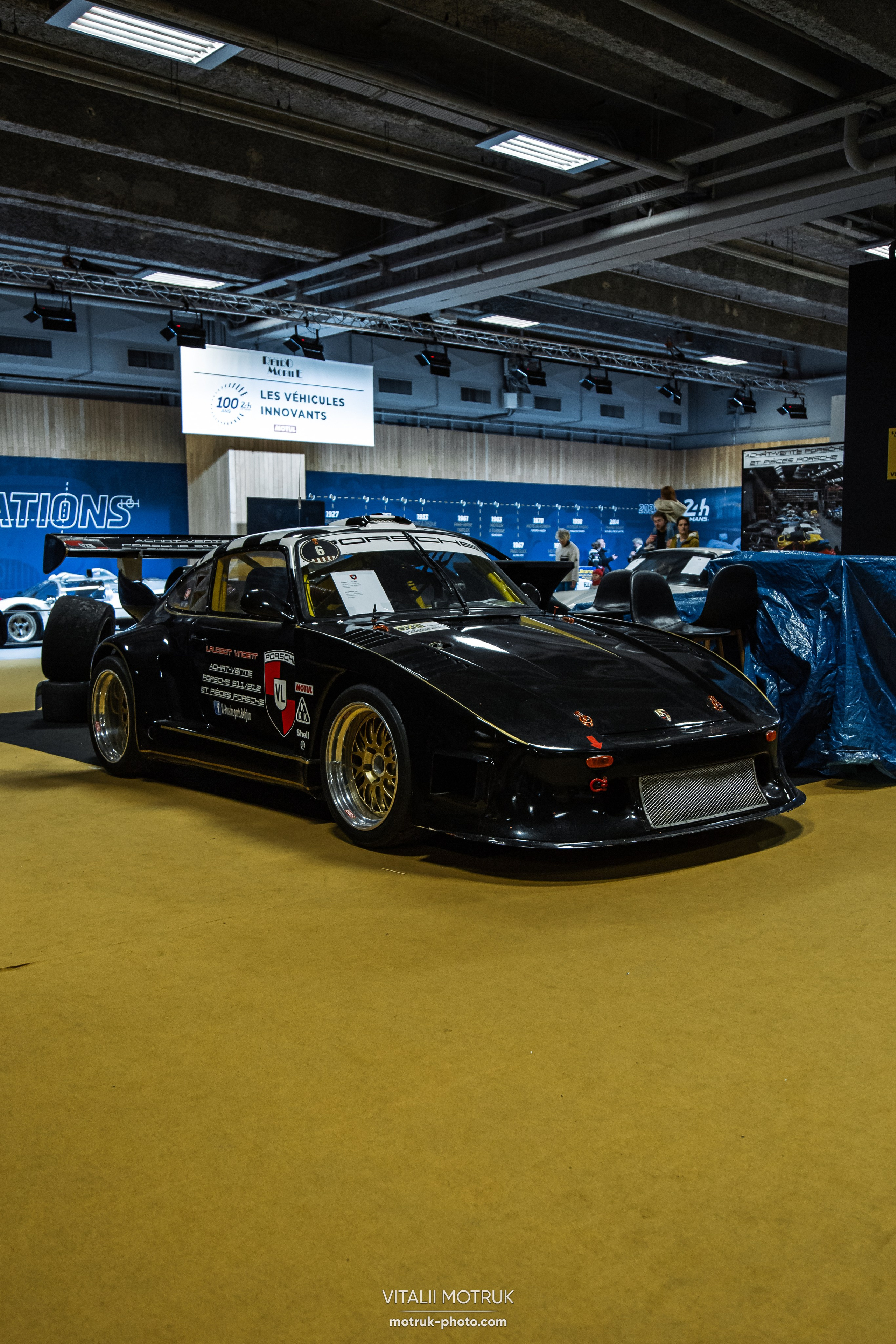 Retromobile 2023. Photographer in Paris — Vitalii Motruk