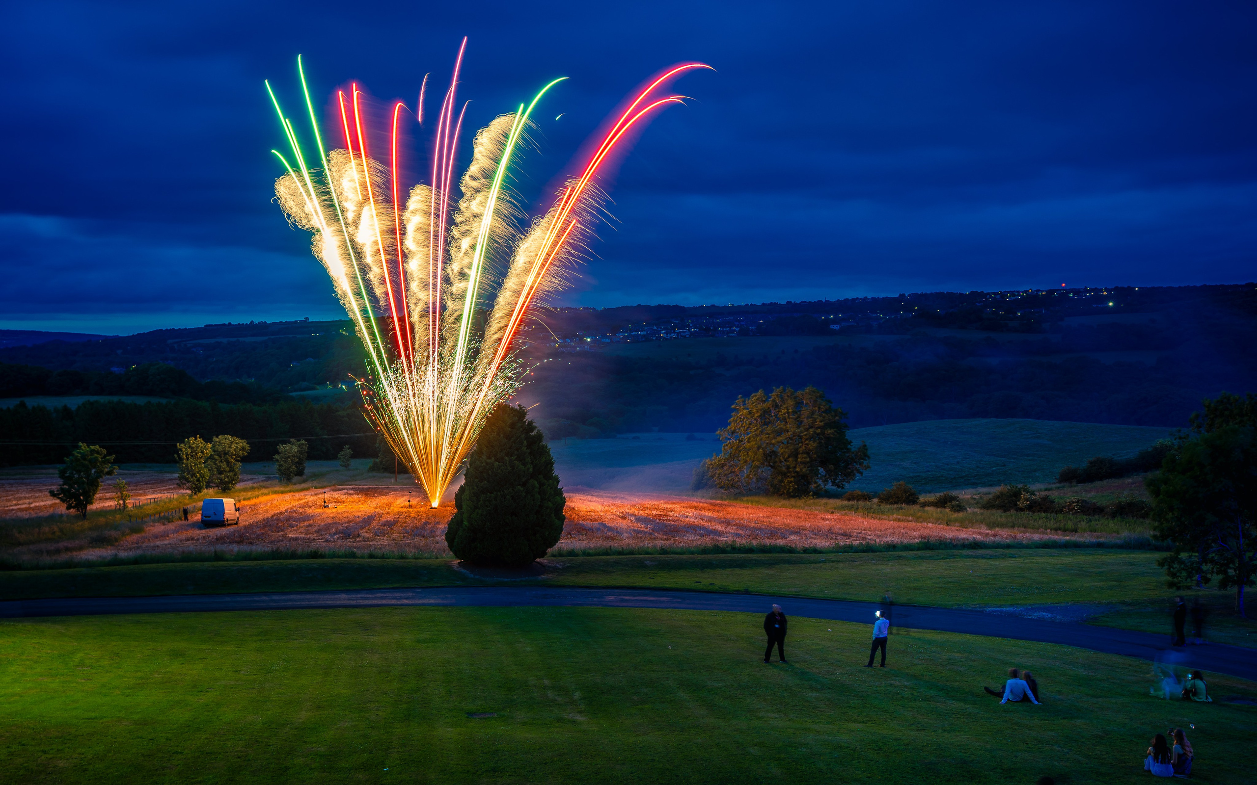 The Midas Touch: Van Mildert Summer Ball. Expect Miracles Photography by Kate & Andrew
